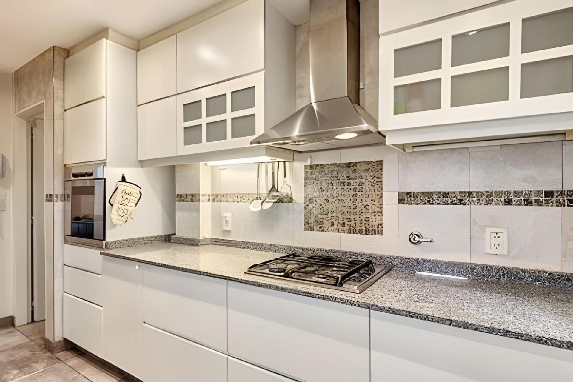 Family 3BR Apartment in Best of Recoleta