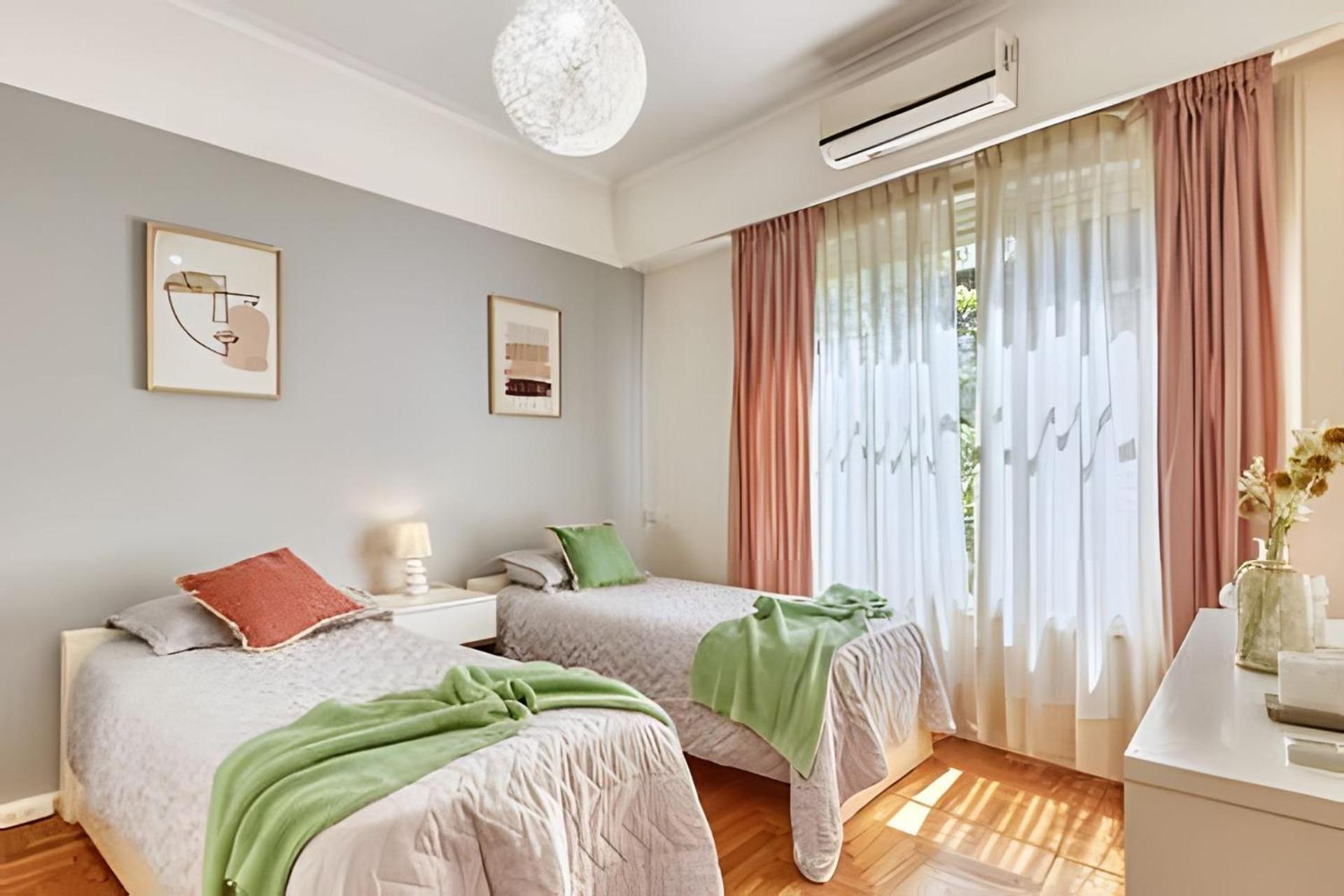 Family 3BR Apartment in Best of Recoleta