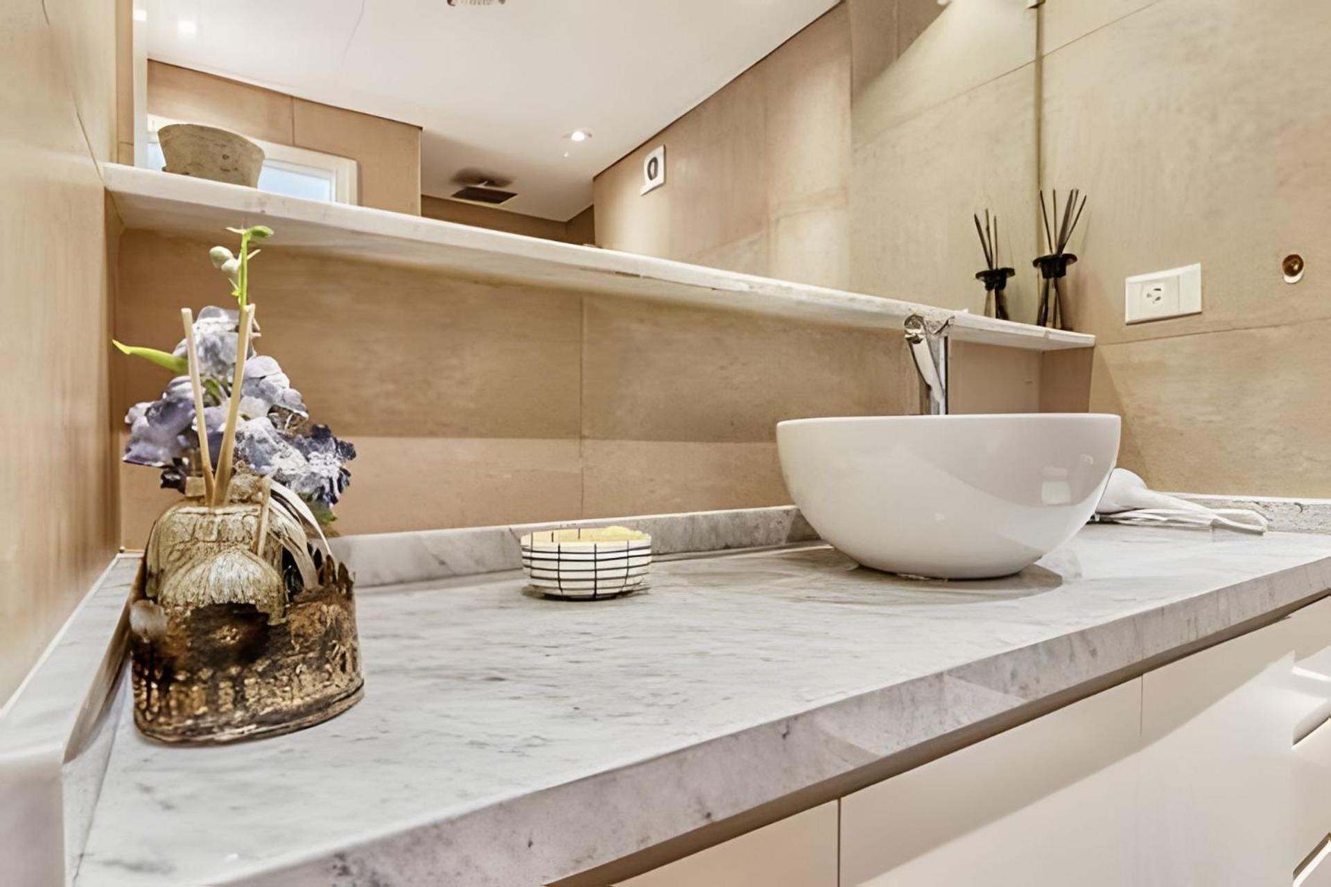 Family 3BR Apartment in Best of Recoleta