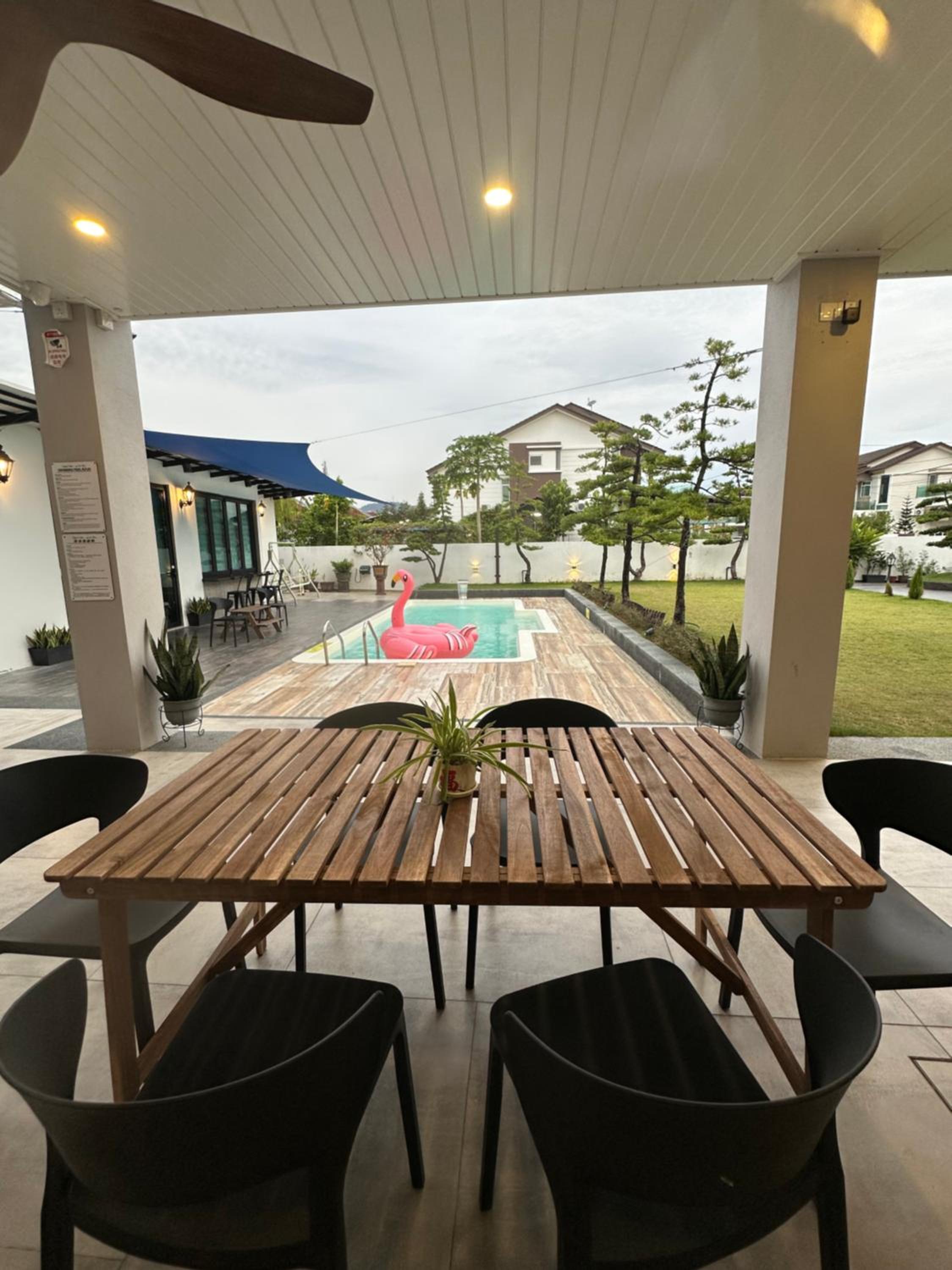 Stylish Villa Alma 18-23 Guests - Pool, KTV & BBQ view 2