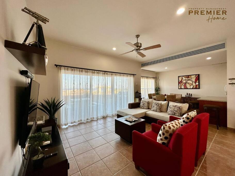 Sunset Home, Golf Cart and Beach Club Access view 4