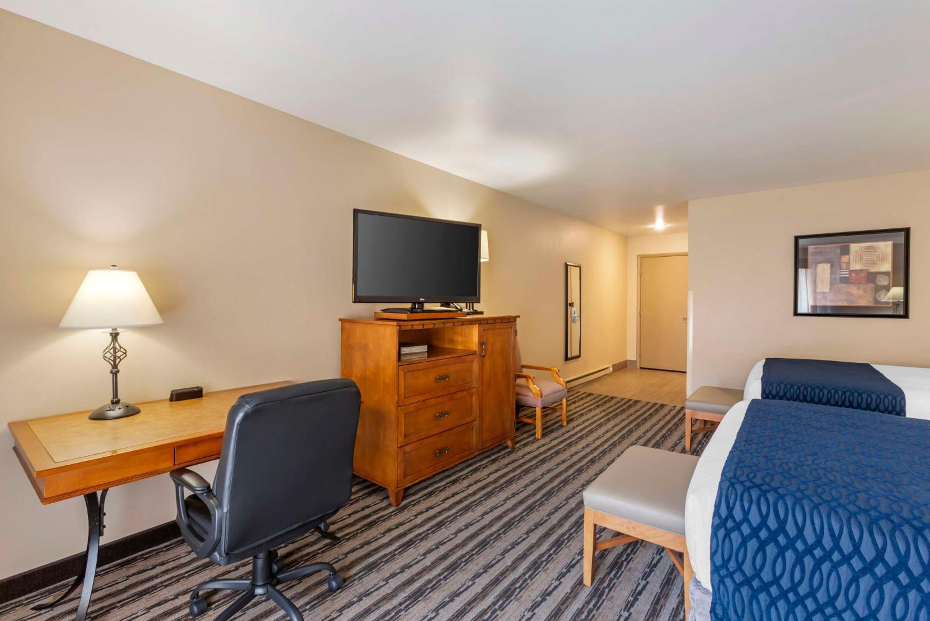 Cody Vacations - Best Western Sunset Inn - Property Image 7