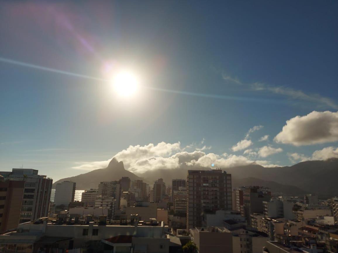 Lindos apts de 2 quartos no Tiffanys em Ipanema!