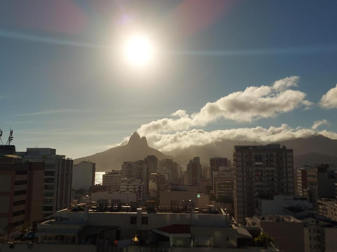 Lindos apts de 2 quartos no Tiffanys em Ipanema!