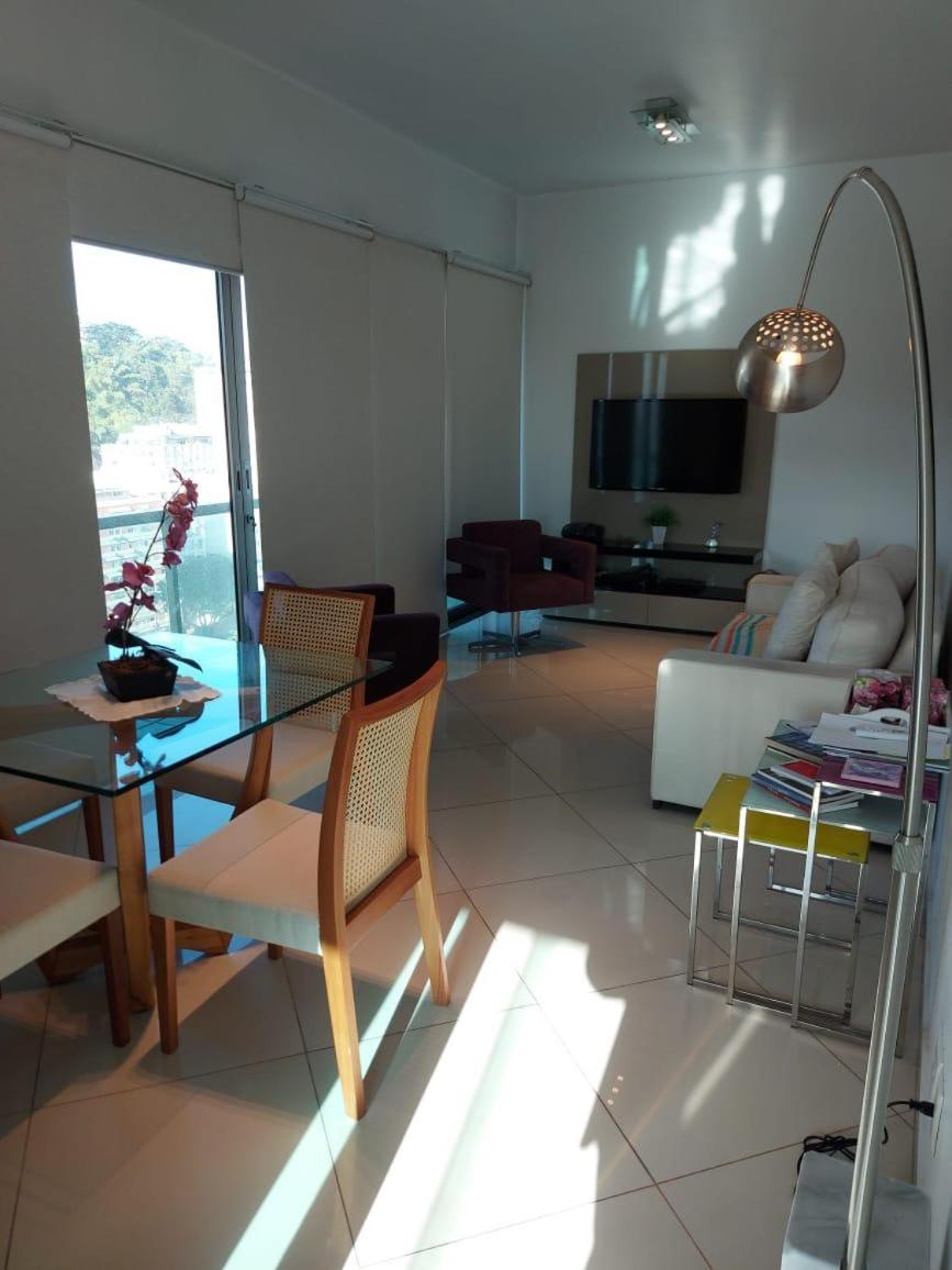 Lindos apts de 2 quartos no Tiffanys em Ipanema!
