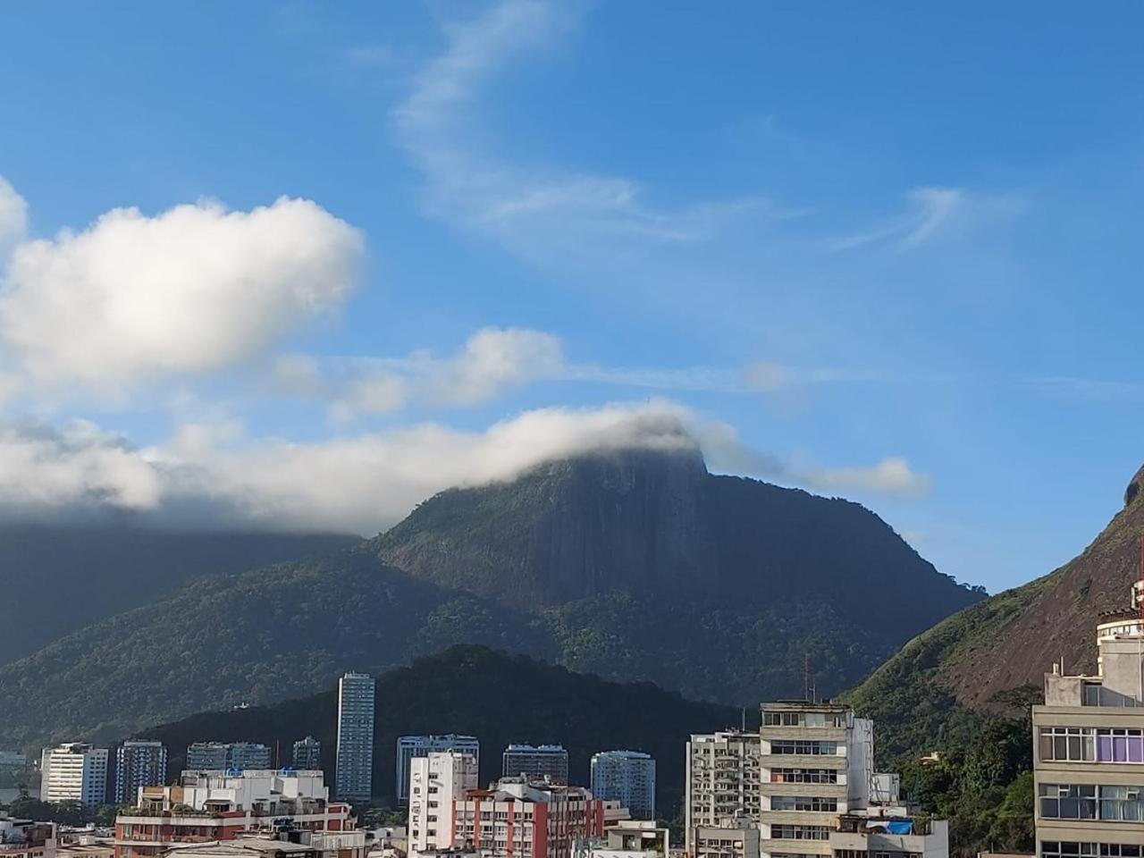 Lindos apts de 2 quartos no Tiffanys em Ipanema!