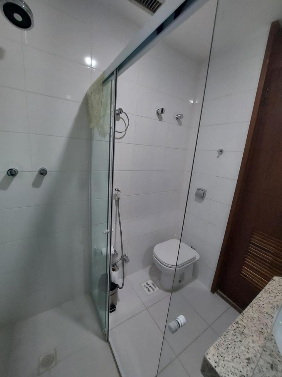 Lindos apts de 2 quartos no Tiffanys em Ipanema!