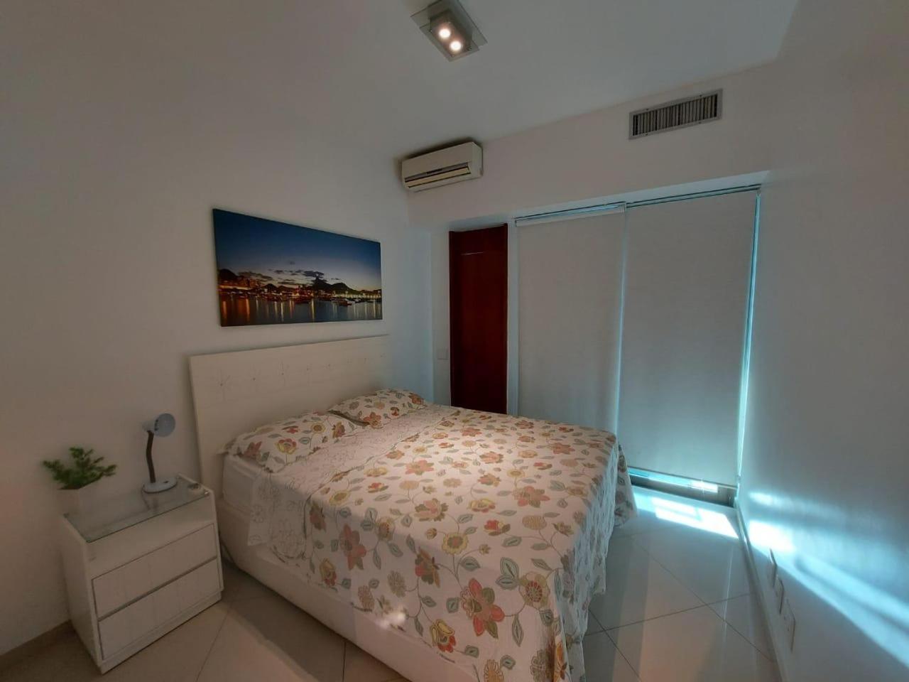 Lindos apts de 2 quartos no Tiffanys em Ipanema!