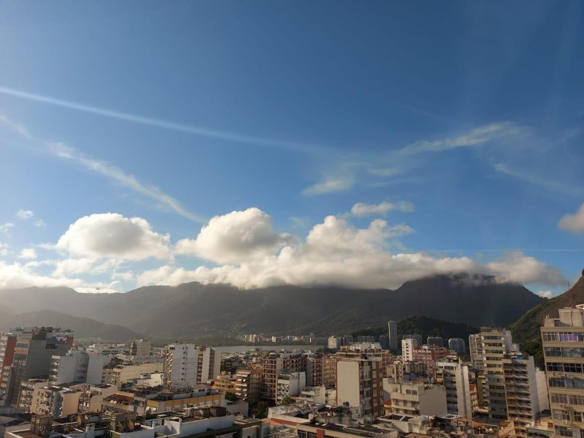 Lindos apts de 2 quartos no Tiffanys em Ipanema!