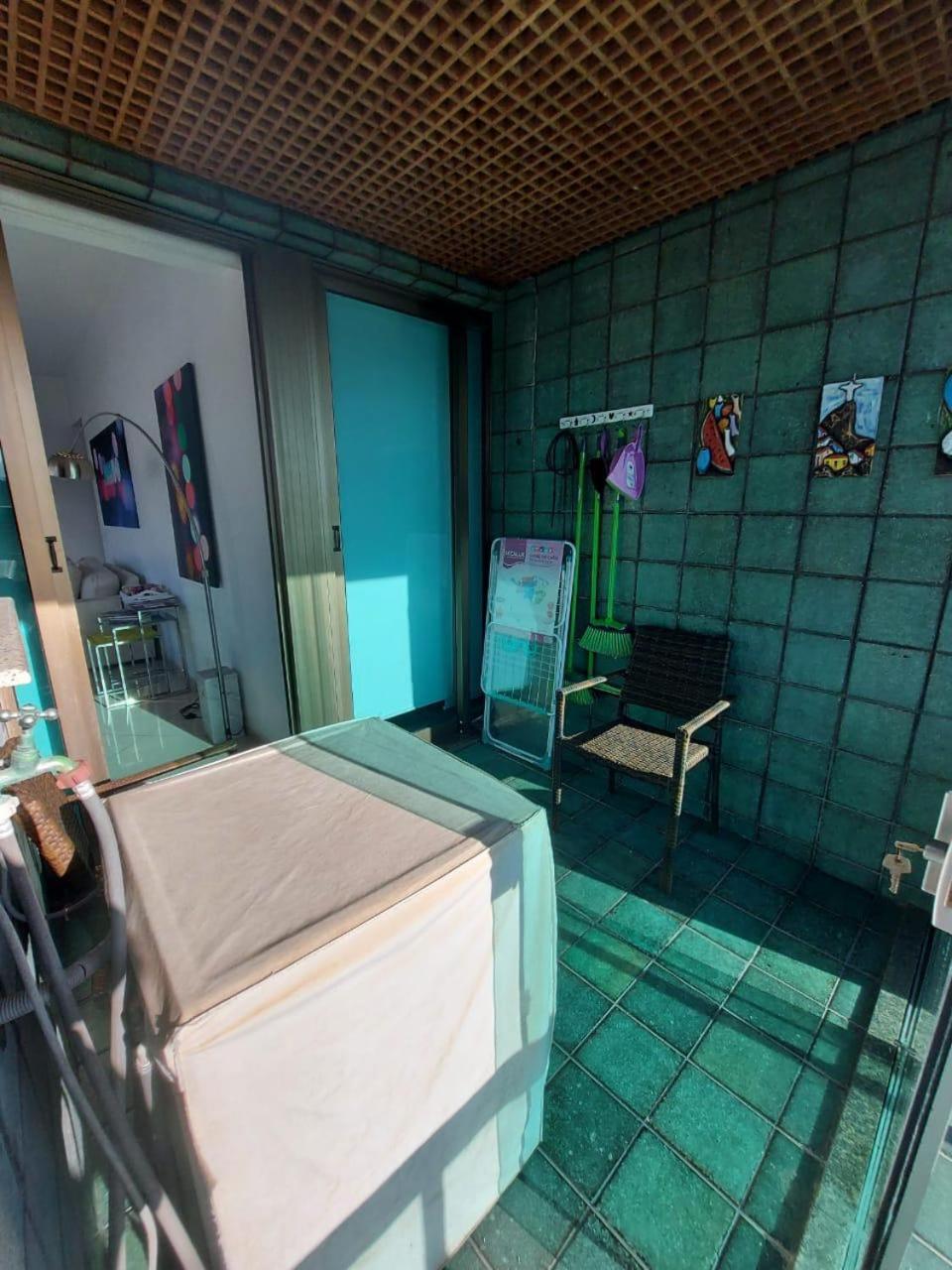 Lindos apts de 2 quartos no Tiffanys em Ipanema!