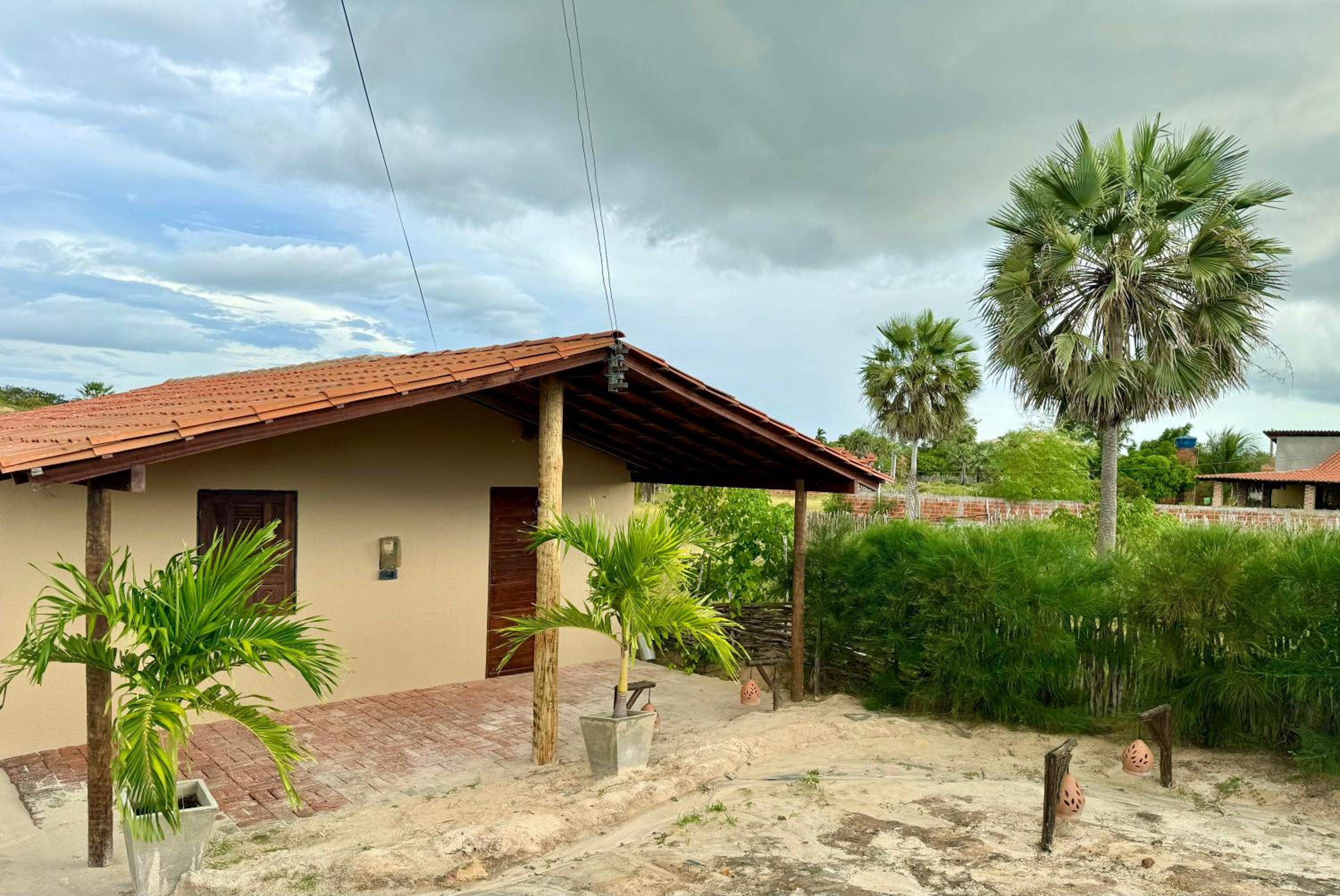 Casa SRBG - 2 Quartos com Ar - 150m da Praia