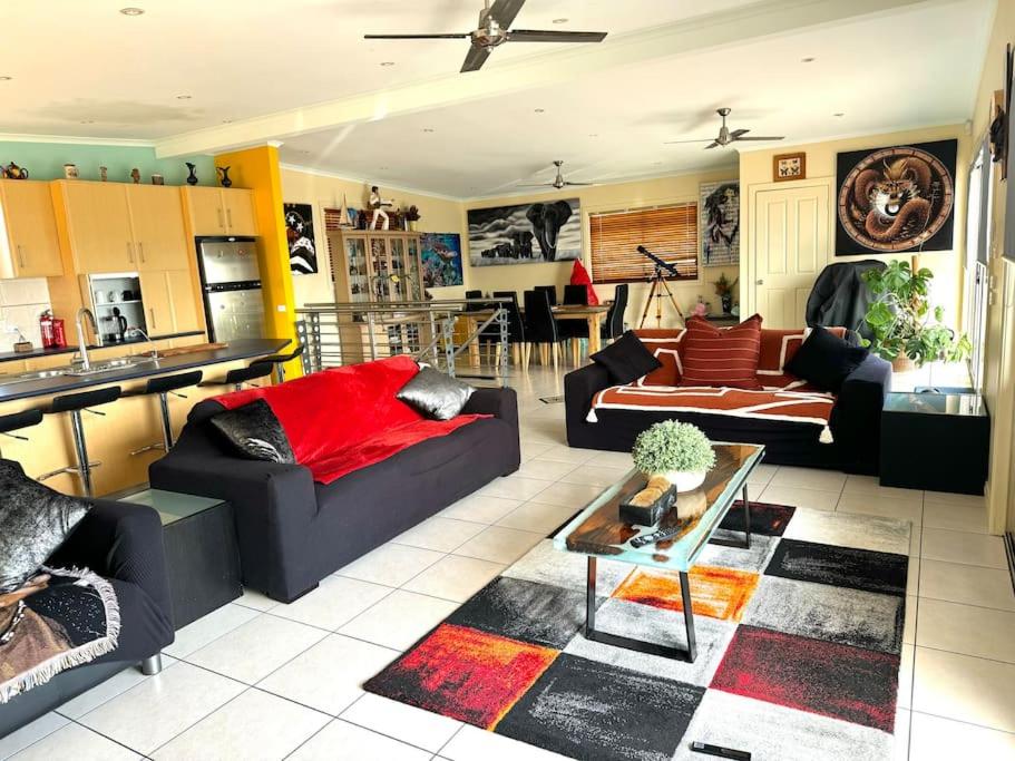 Blue Palms Luxury on Lake Victoria Stunning