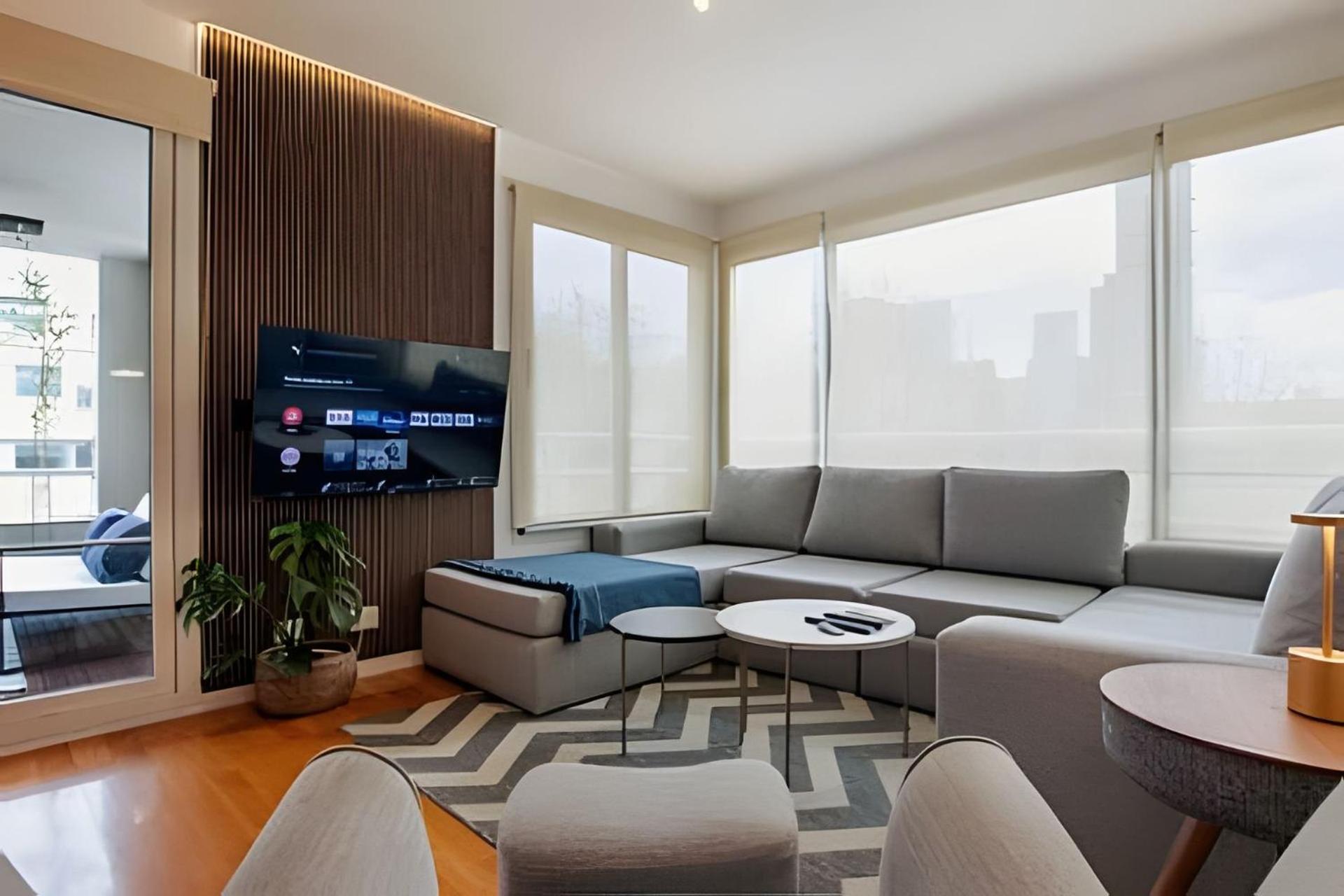 Luxury Building in Heart of Palermo Soho 2 Pools, Sauna, Gym and Business Center