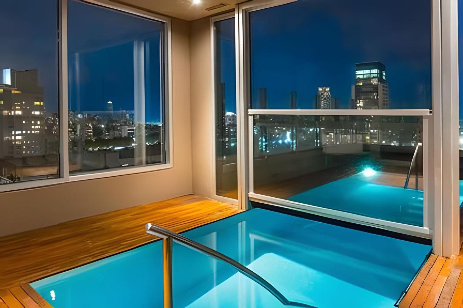 Luxury Building in Heart of Palermo Soho 2 Pools, Sauna, Gym and Business Center