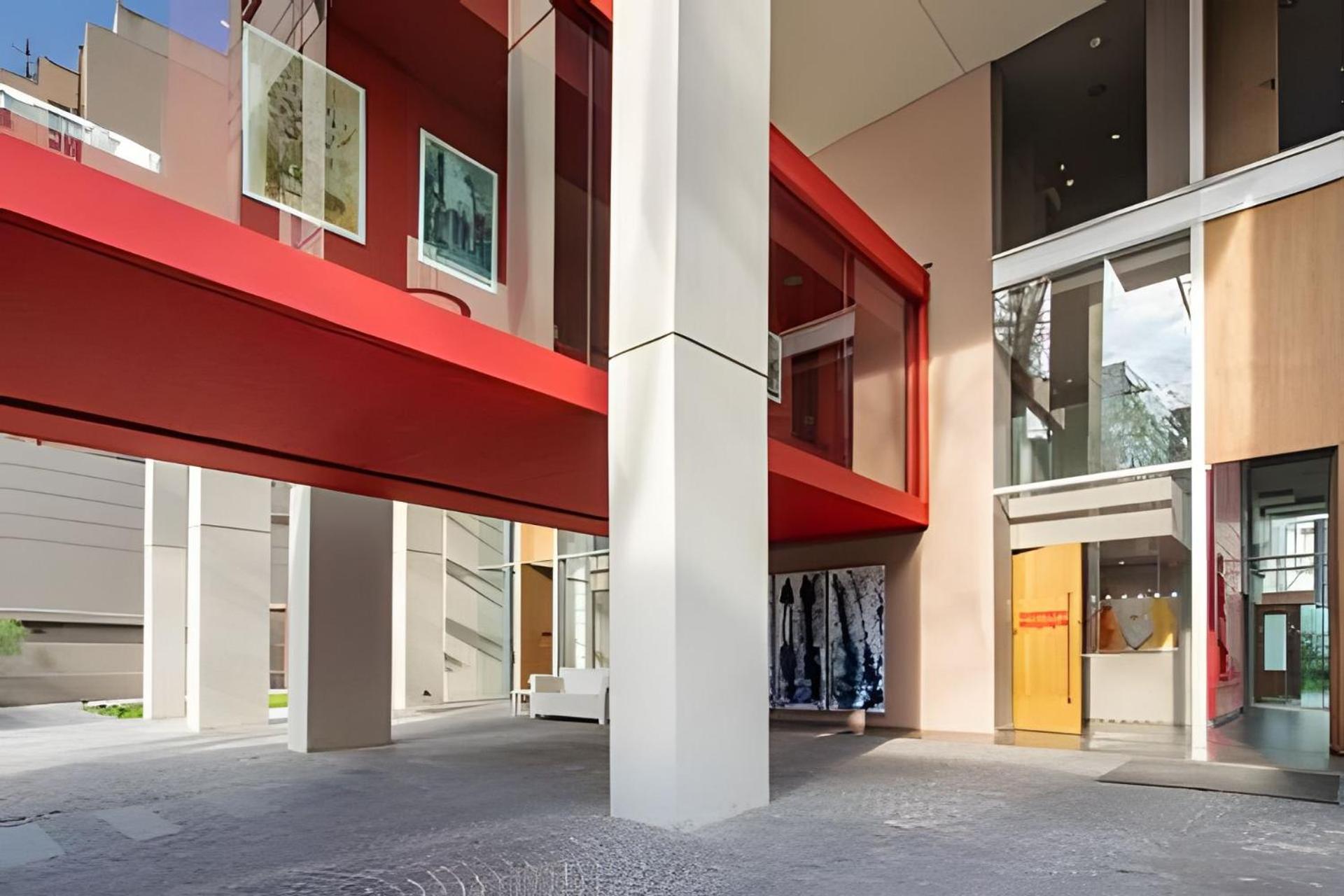 Luxury Building in Heart of Palermo Soho 2 Pools, Sauna, Gym and Business Center