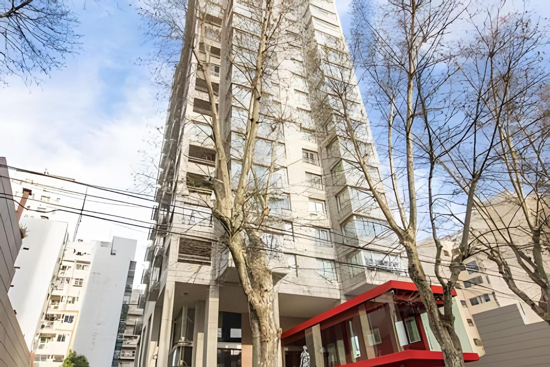 Luxury Building in Heart of Palermo Soho 2 Pools, Sauna, Gym and Business Center
