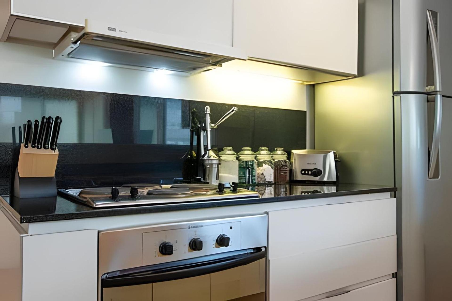 Luxury Building in Heart of Palermo Soho 2 Pools, Sauna, Gym and Business Center