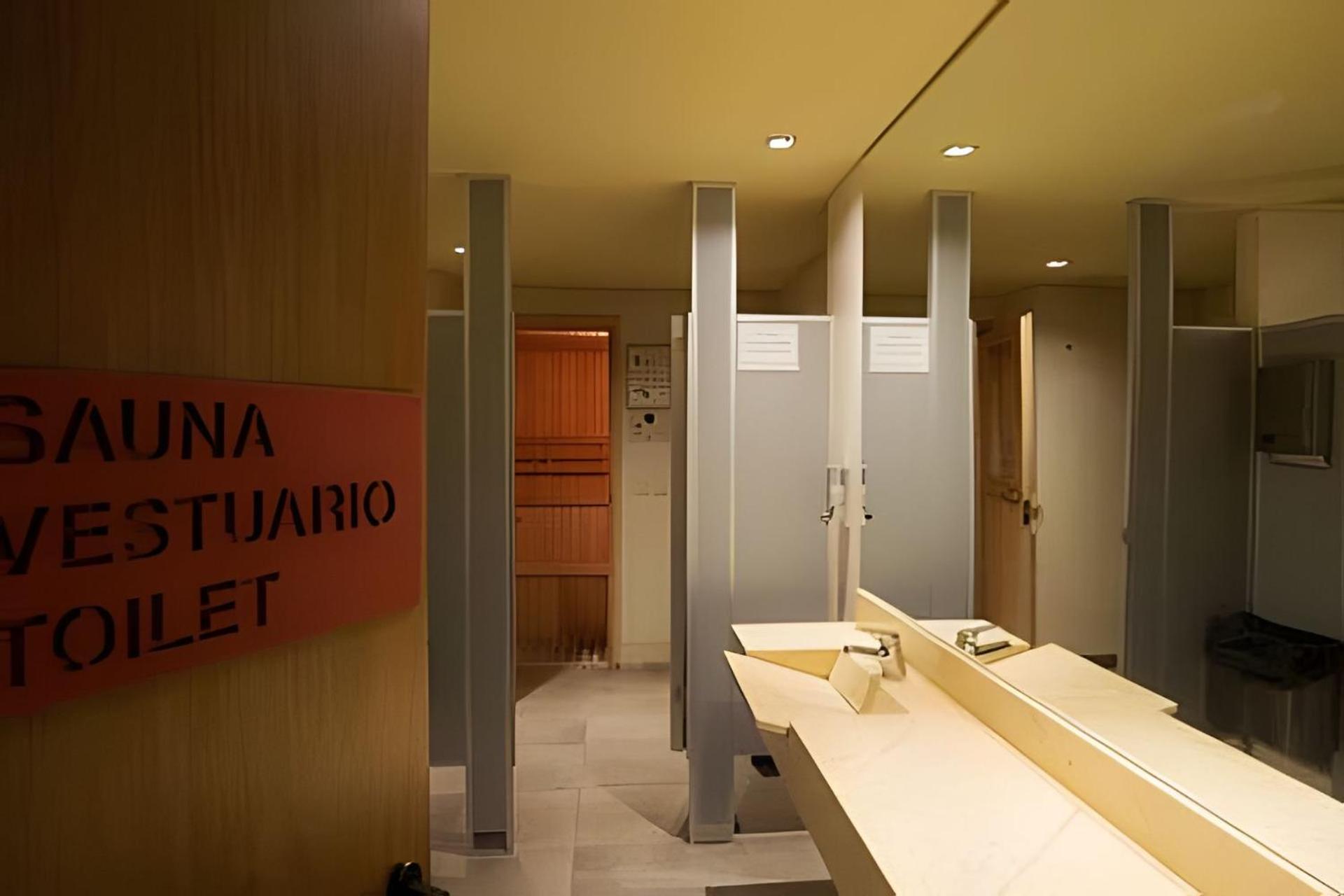 Luxury Building in Heart of Palermo Soho 2 Pools, Sauna, Gym and Business Center