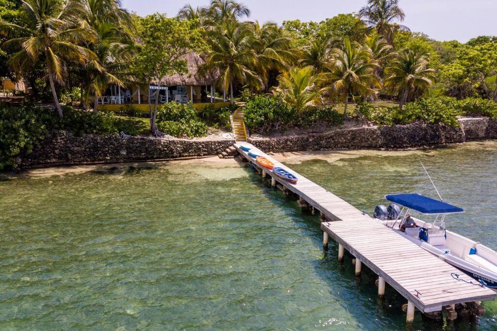 Isla Amor