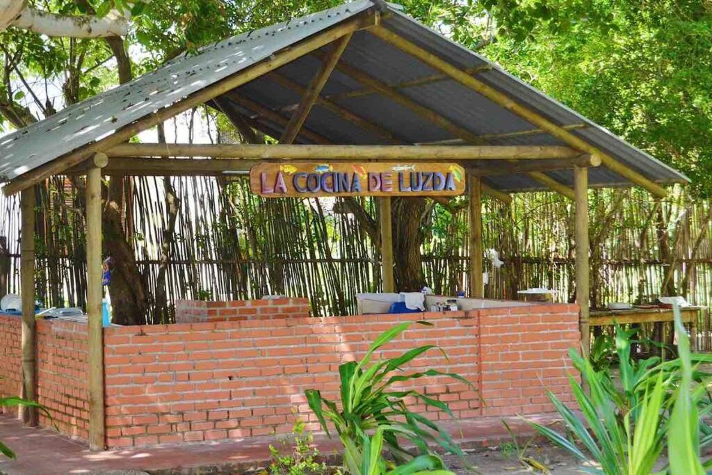 Isla Amor