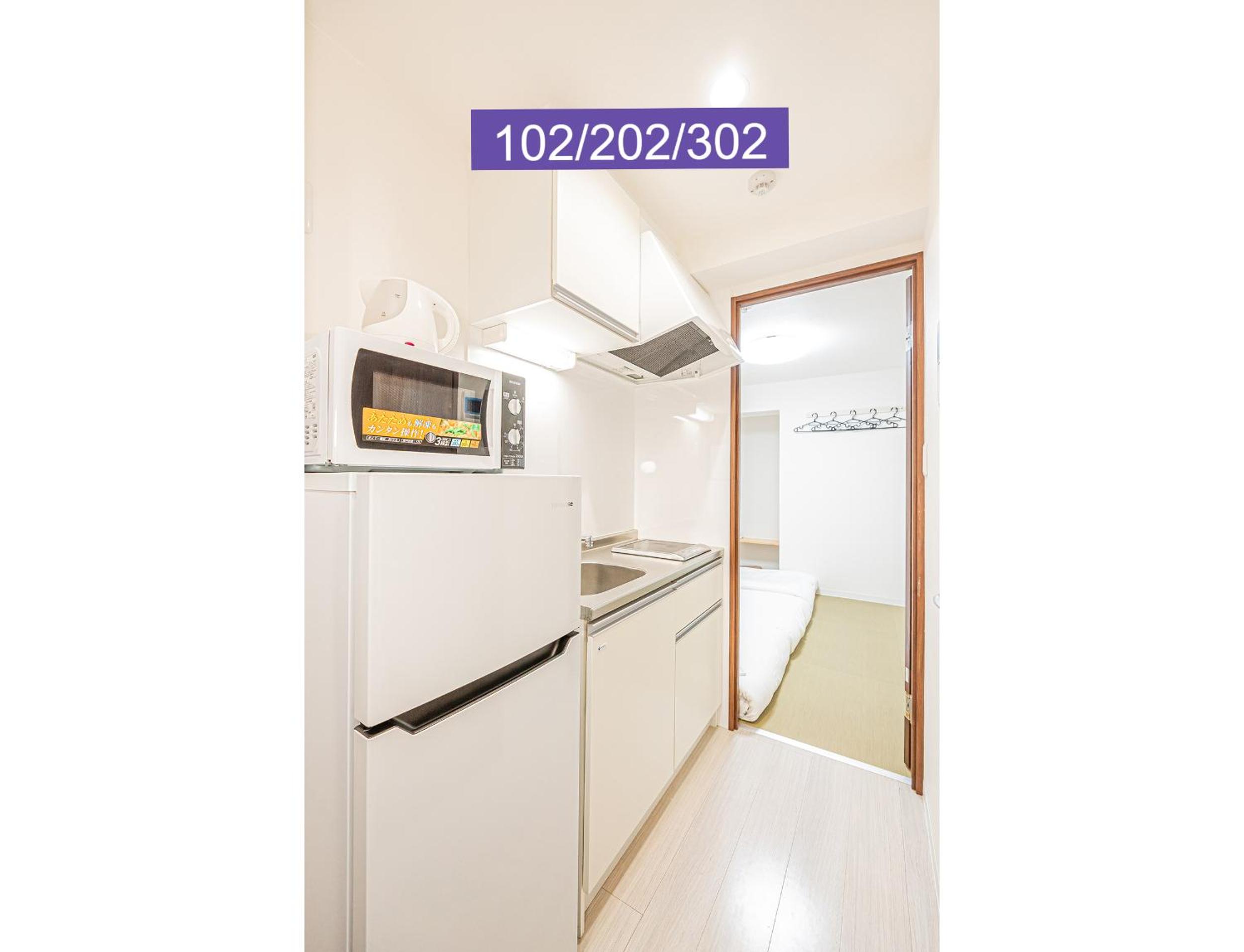 Shinjuku Downtown 1min walk to metro Cozy APT