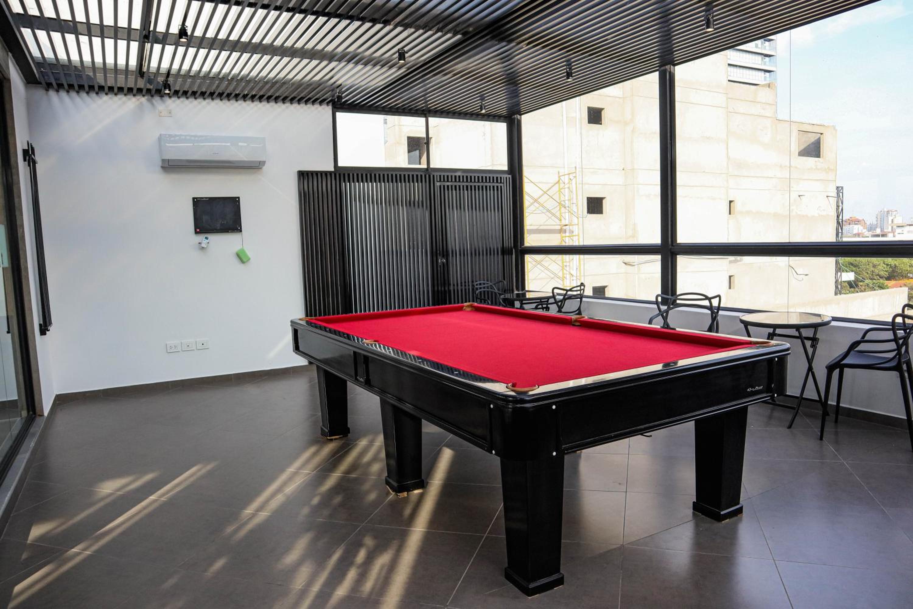 Hermoso Studio Nomad 516