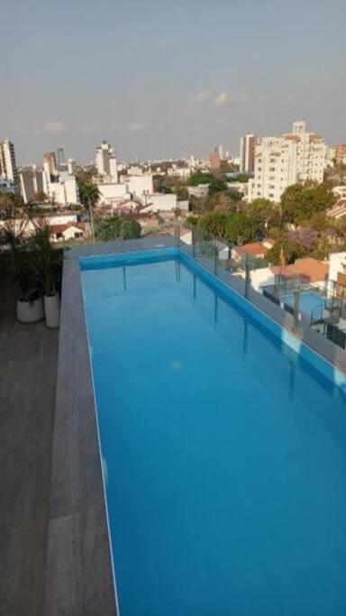 Comodo Departamento con Wifi y AC en Equipetrol