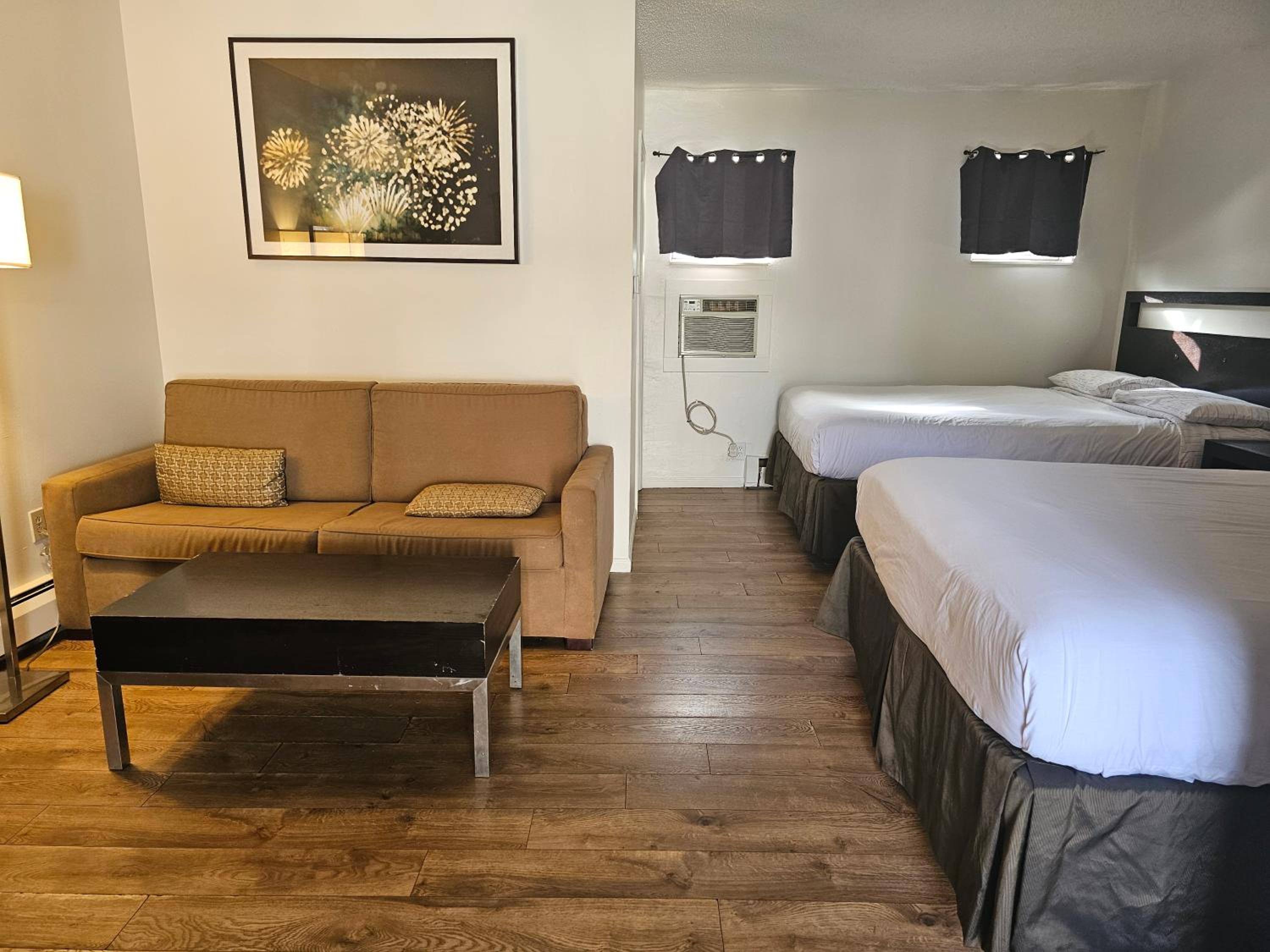 HH Motor Lodge - Property Image 26
