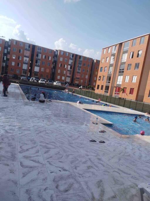 cómodo apartamento con ambiente de hogar