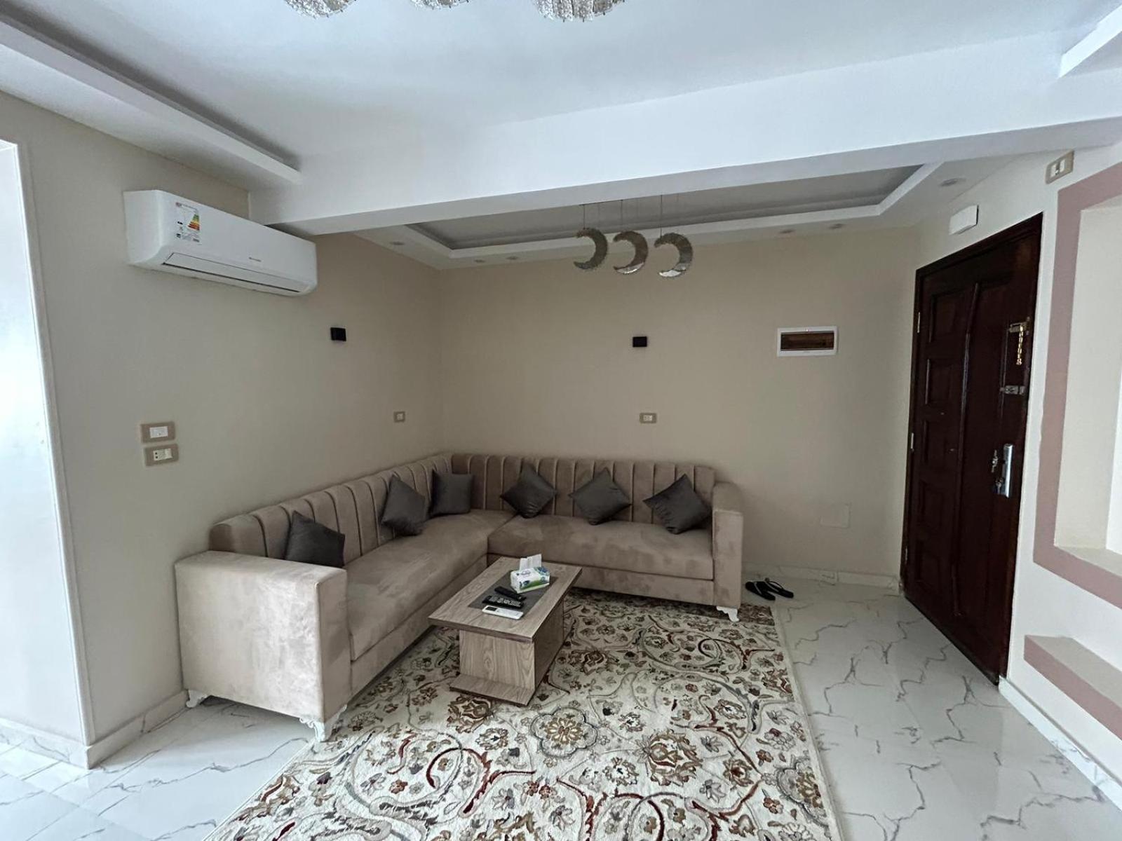 Hossam Deluxe Apartment El Hadaba Sheraton