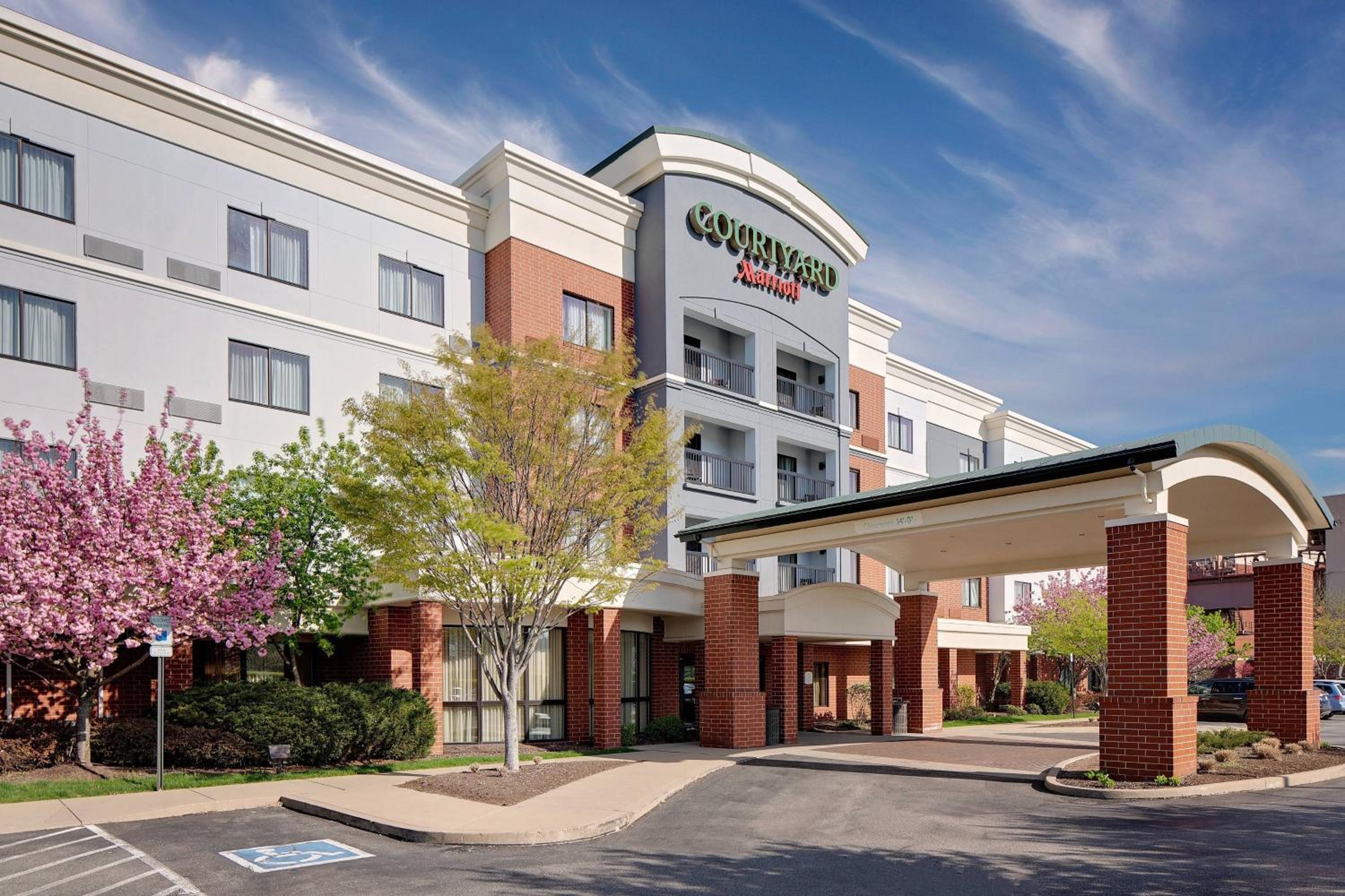 Hotel Courtyard by Marriott Pittsburgh West Homestead Waterfront - Image 1