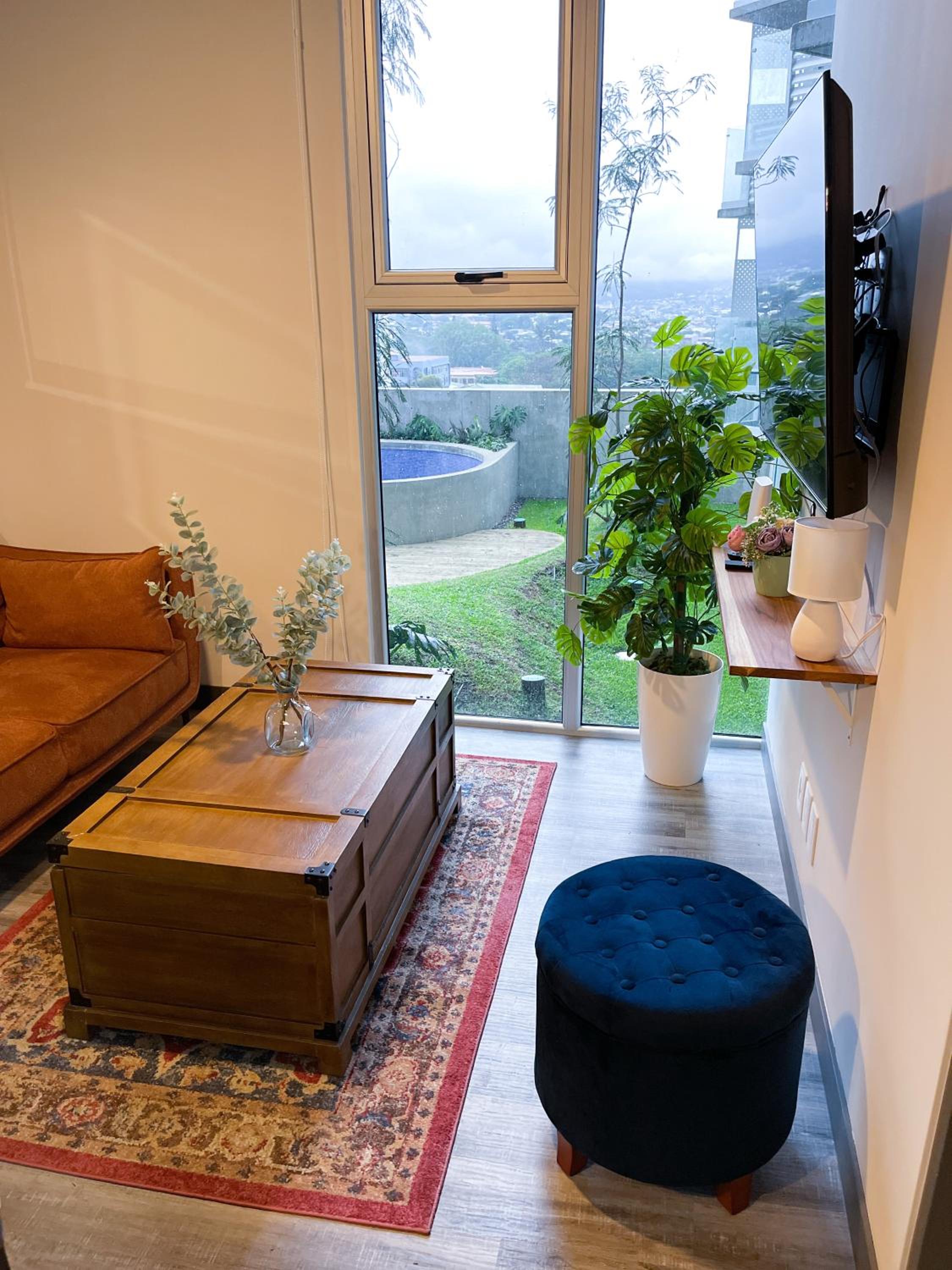 Apartaments in San Jose, La Sabana