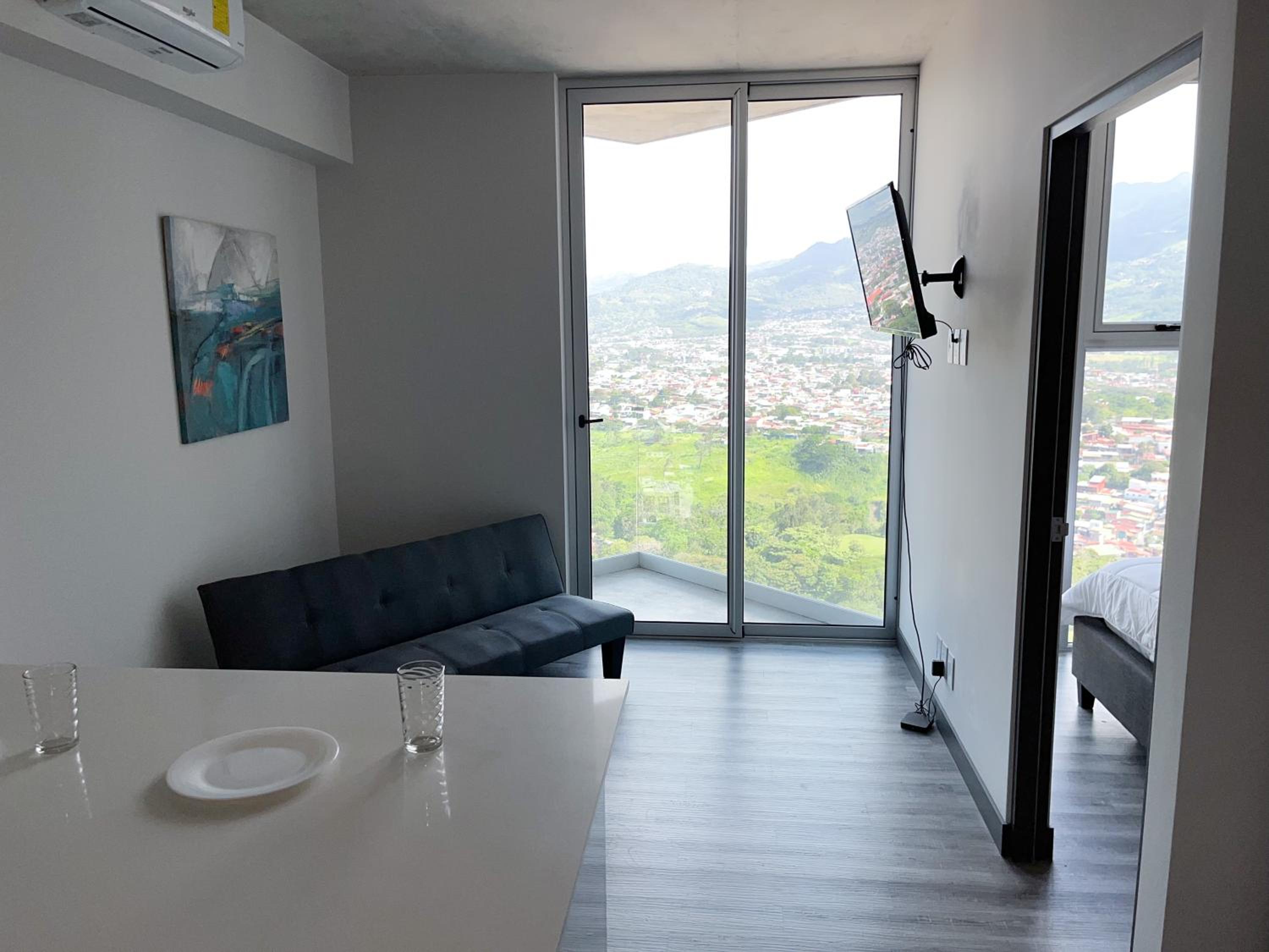 Apartaments in San Jose, La Sabana