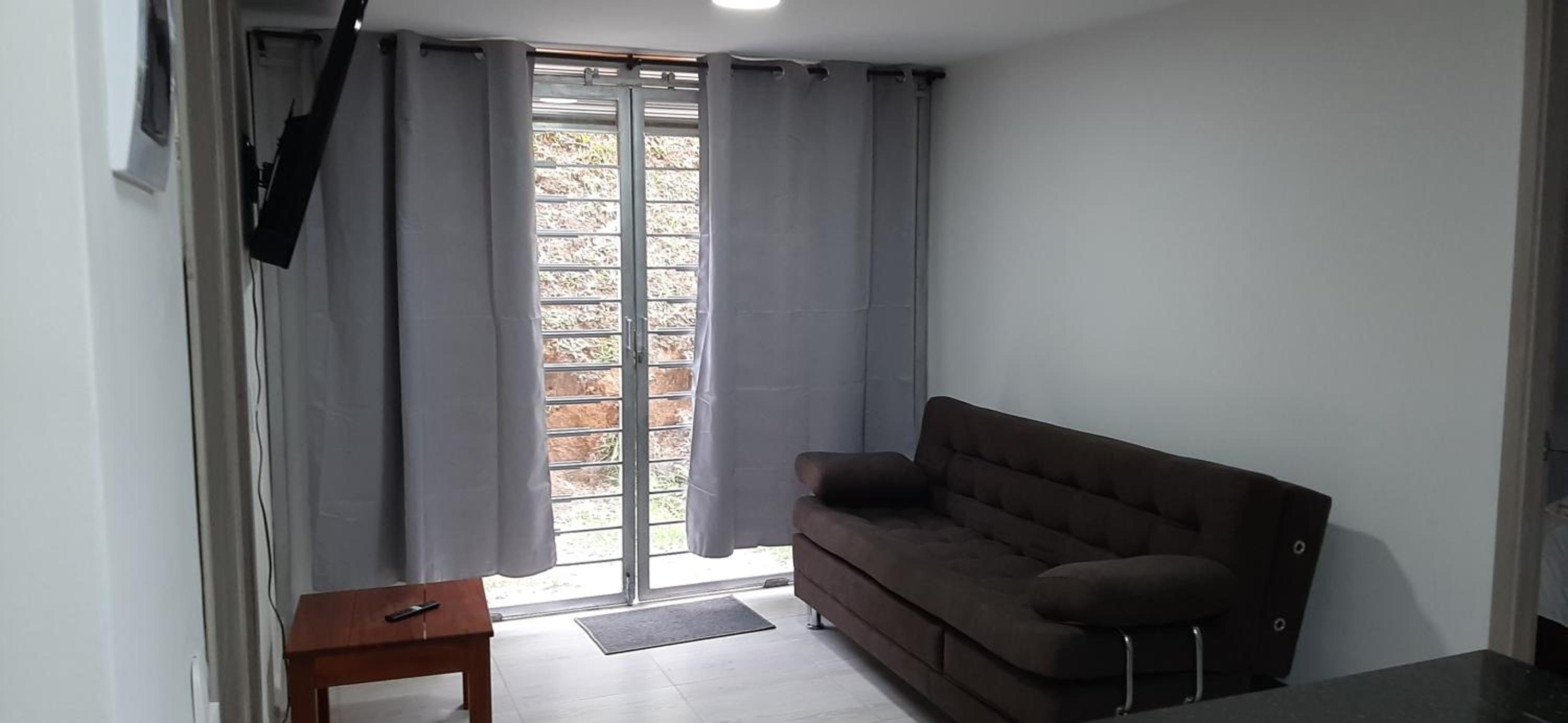 Apartamento comodo a 15 minutos del Aeropuerto JMC