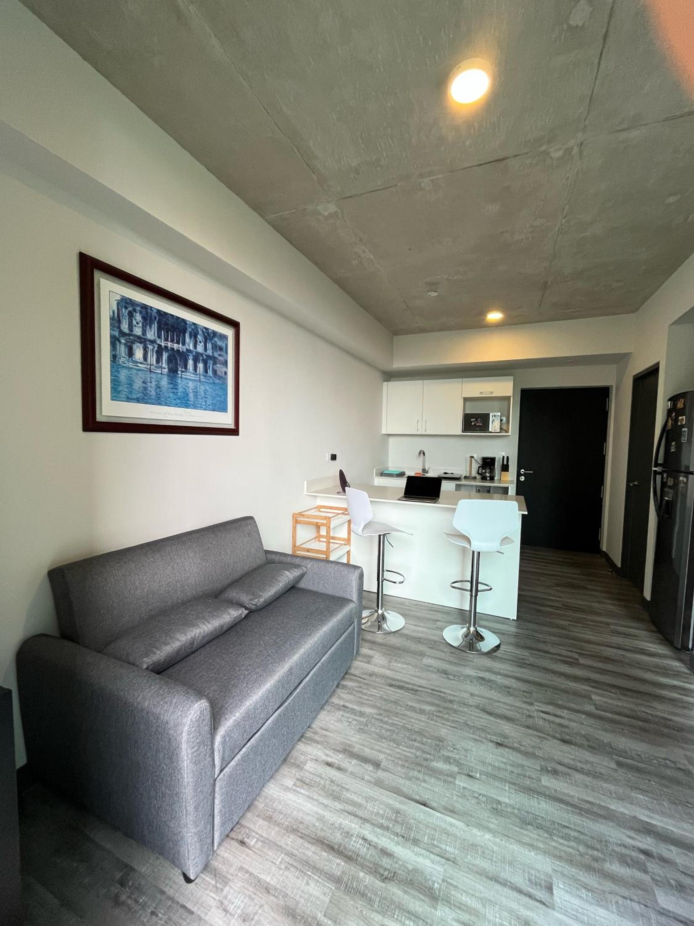 Apartaments in San Jose, La Sabana