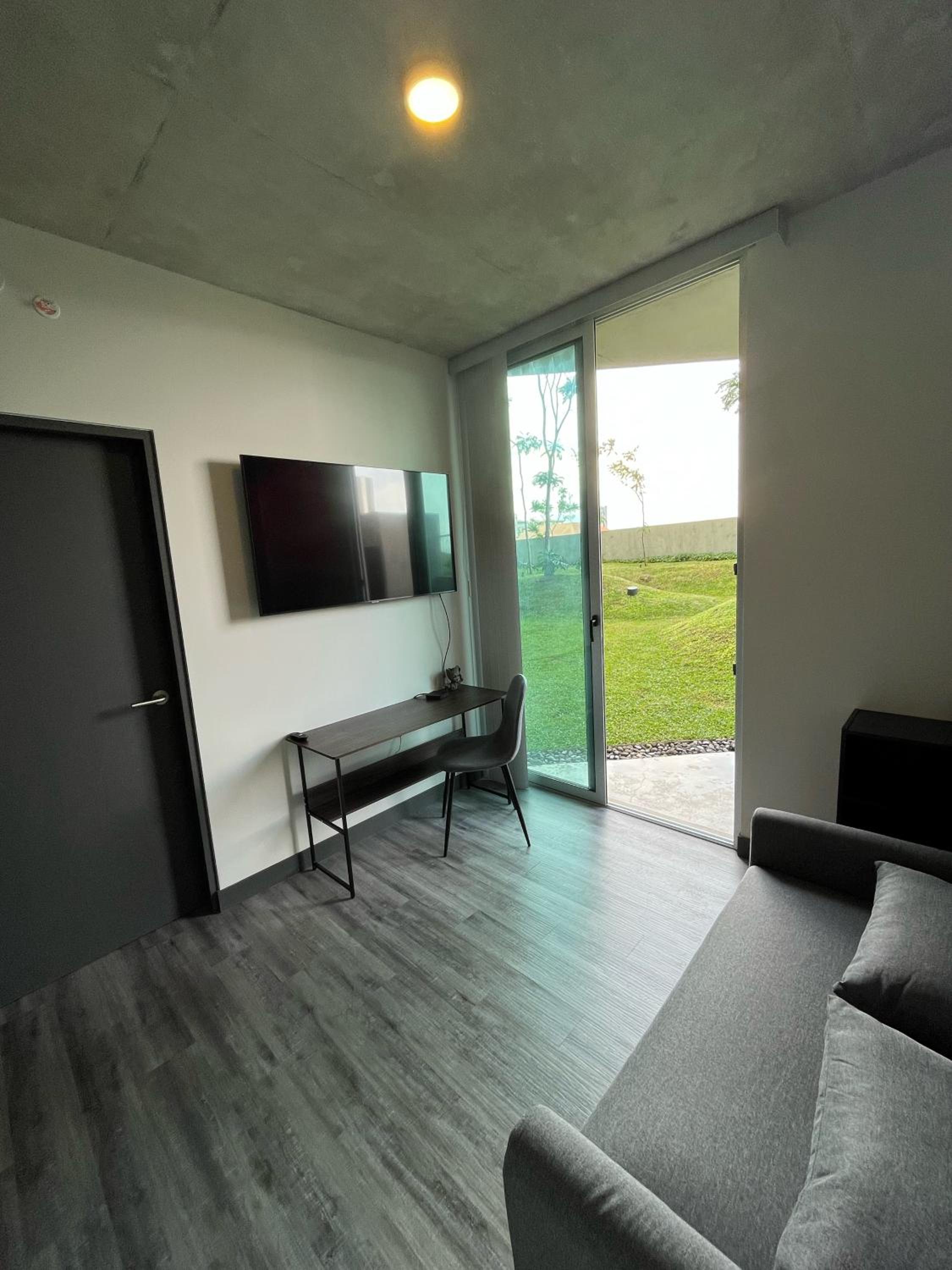 Apartaments in San Jose, La Sabana