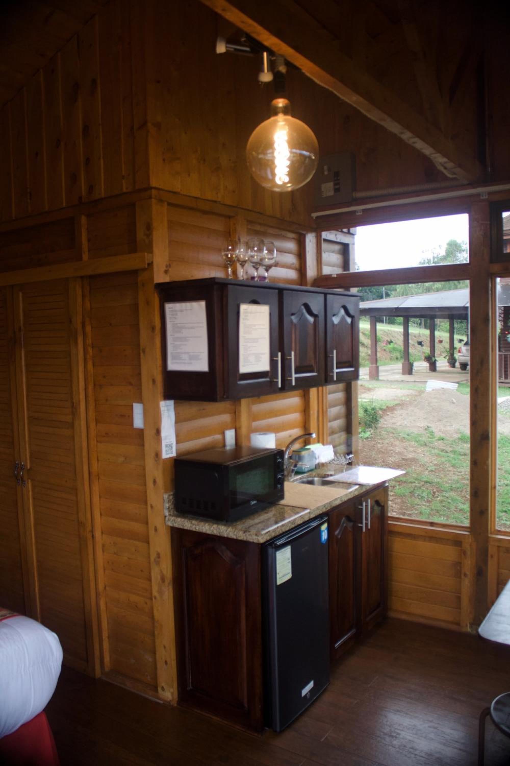 Habitat Natural Lodge