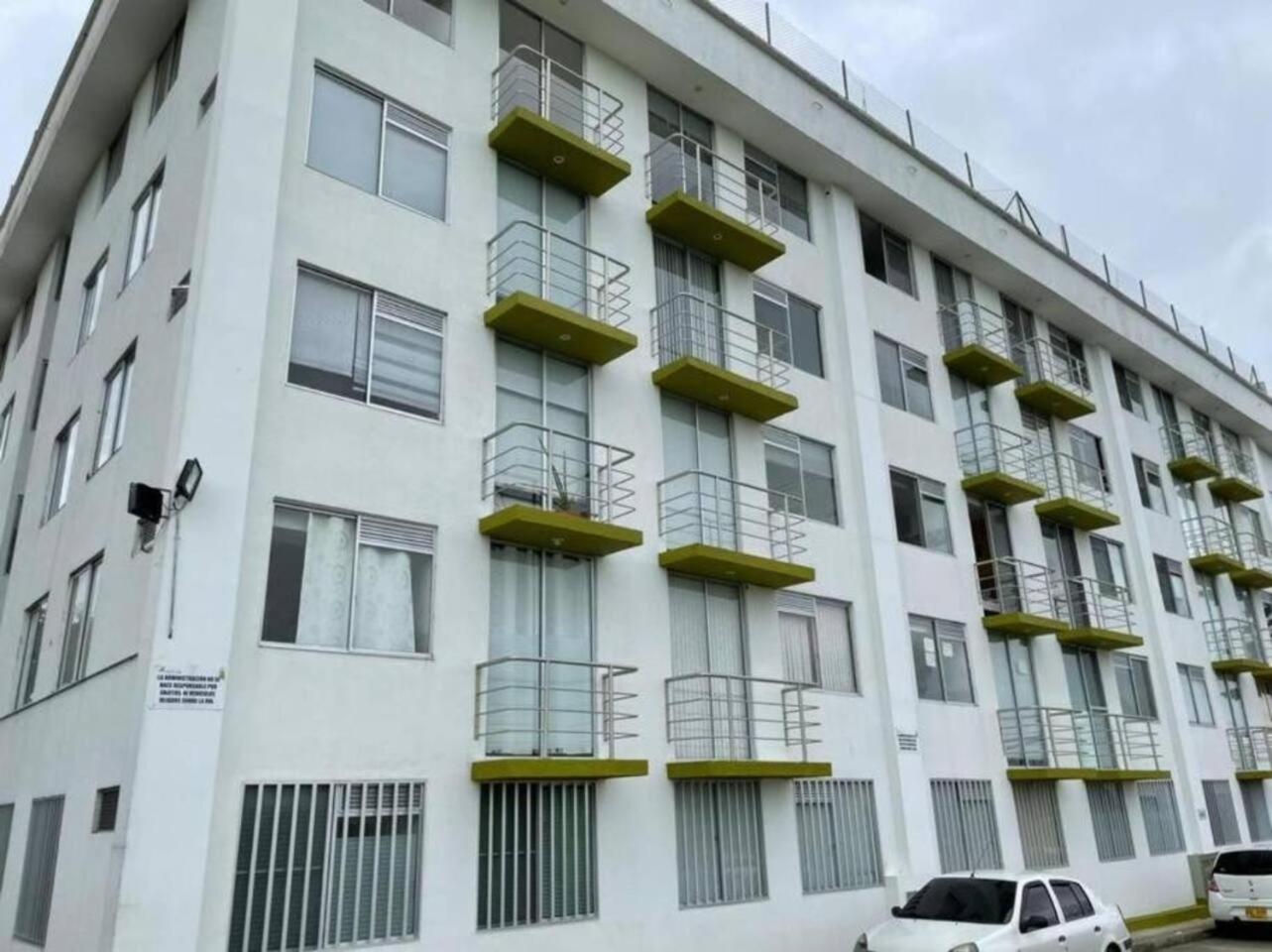 APARTAMENTO CON PISCINA CERCA AL PARQUE DEL CAFE Y EL AEROPUERTOo