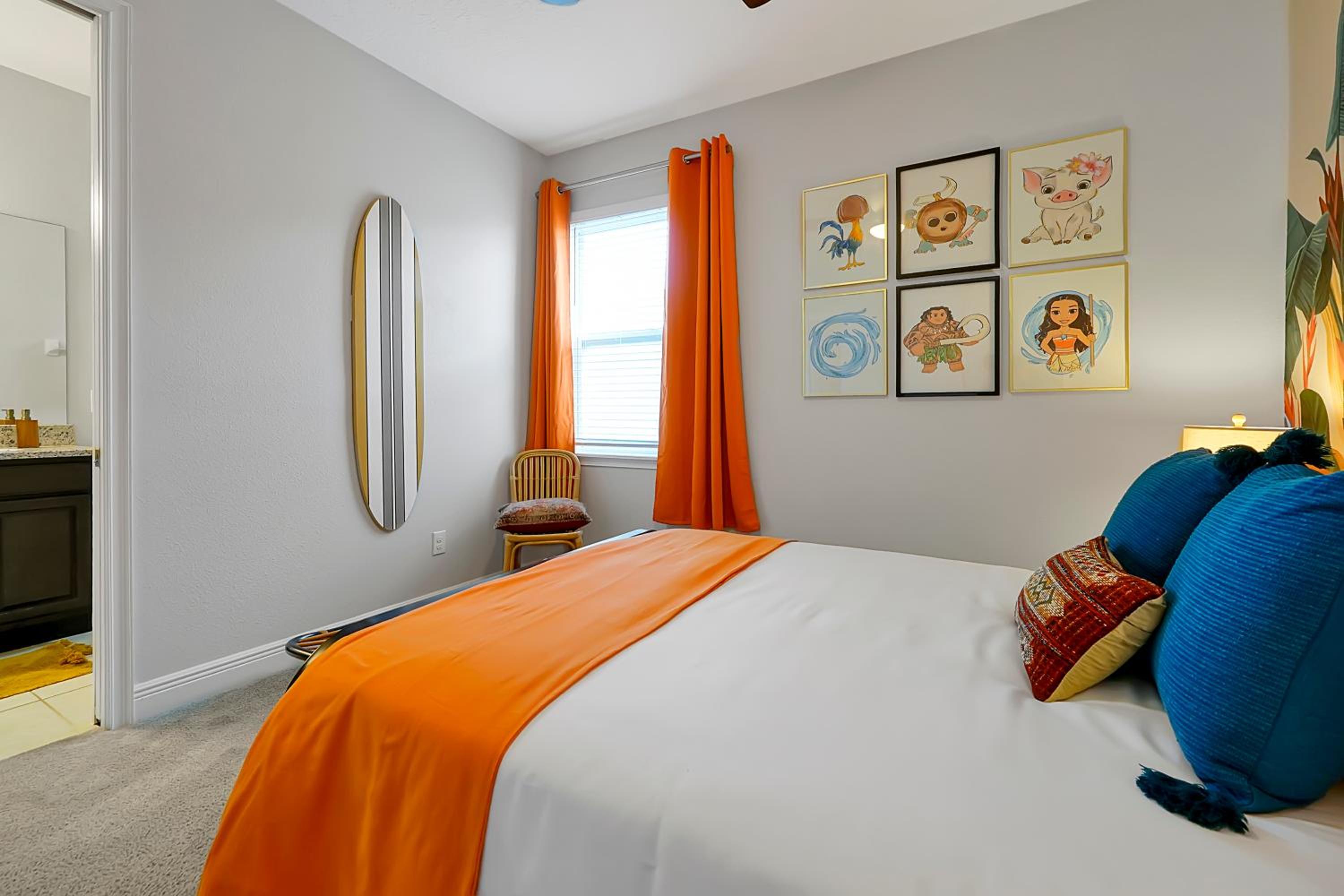 5BD Moana-Themed - Movie by the Pool - Near Disney