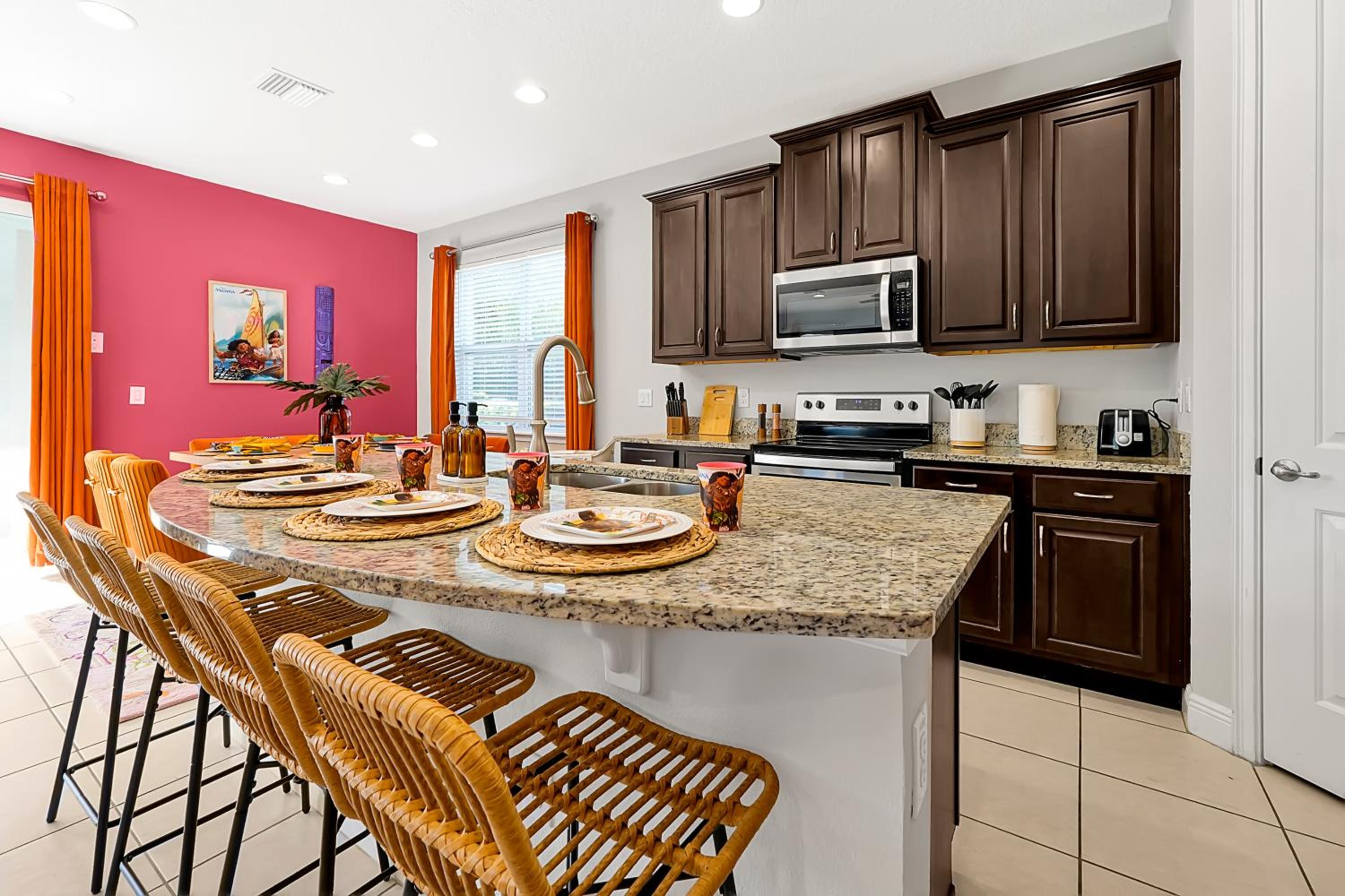 5BD Moana-Themed - Movie by the Pool - Near Disney
