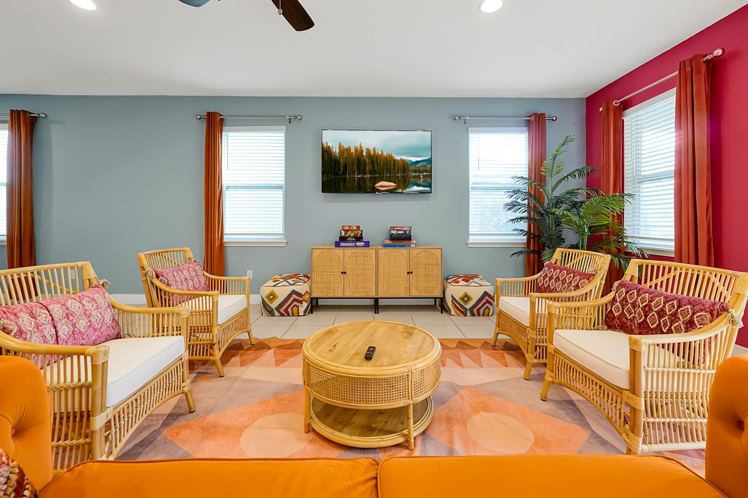 5BD Moana-Themed - Movie by the Pool - Near Disney