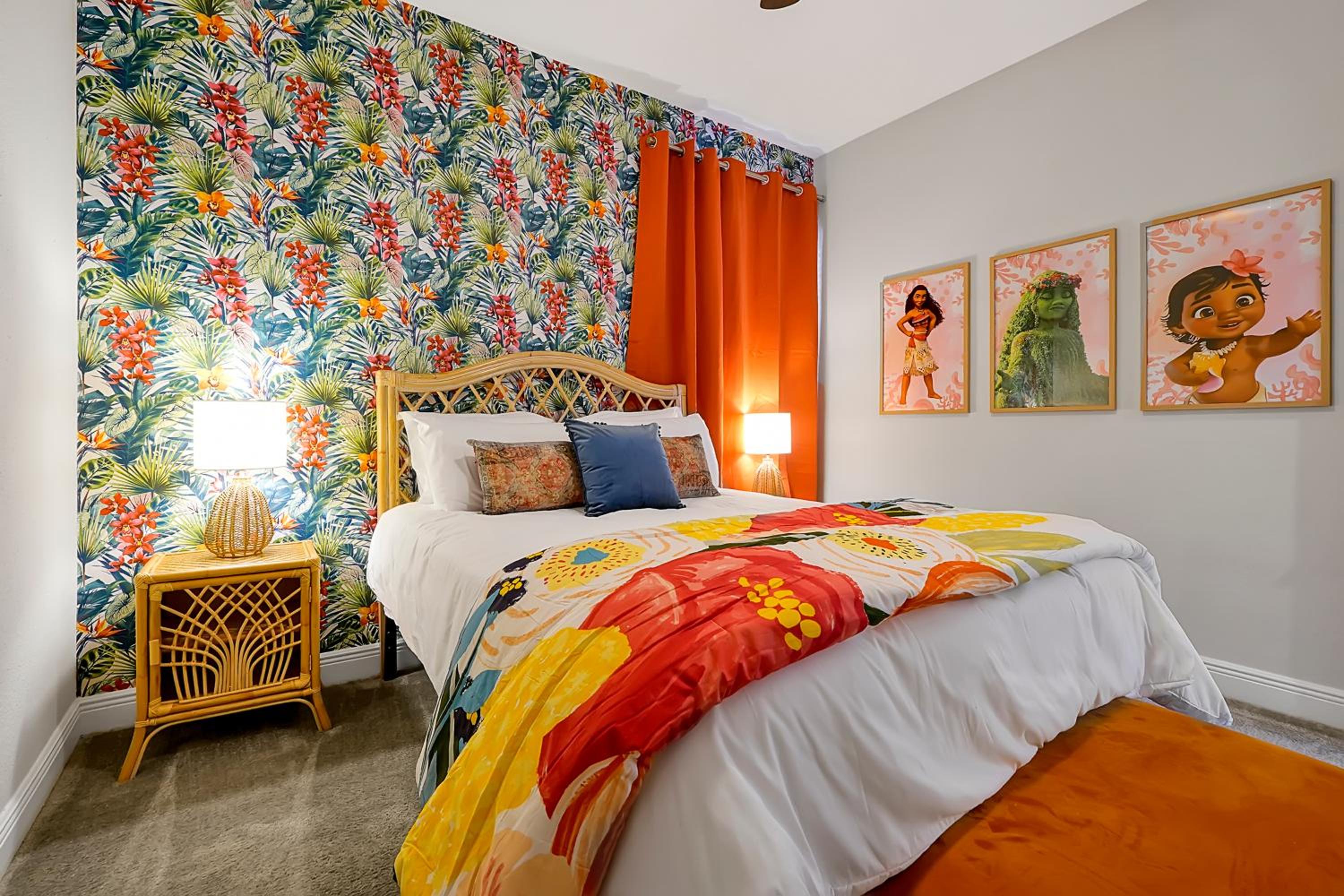 5BD Moana-Themed - Movie by the Pool - Near Disney