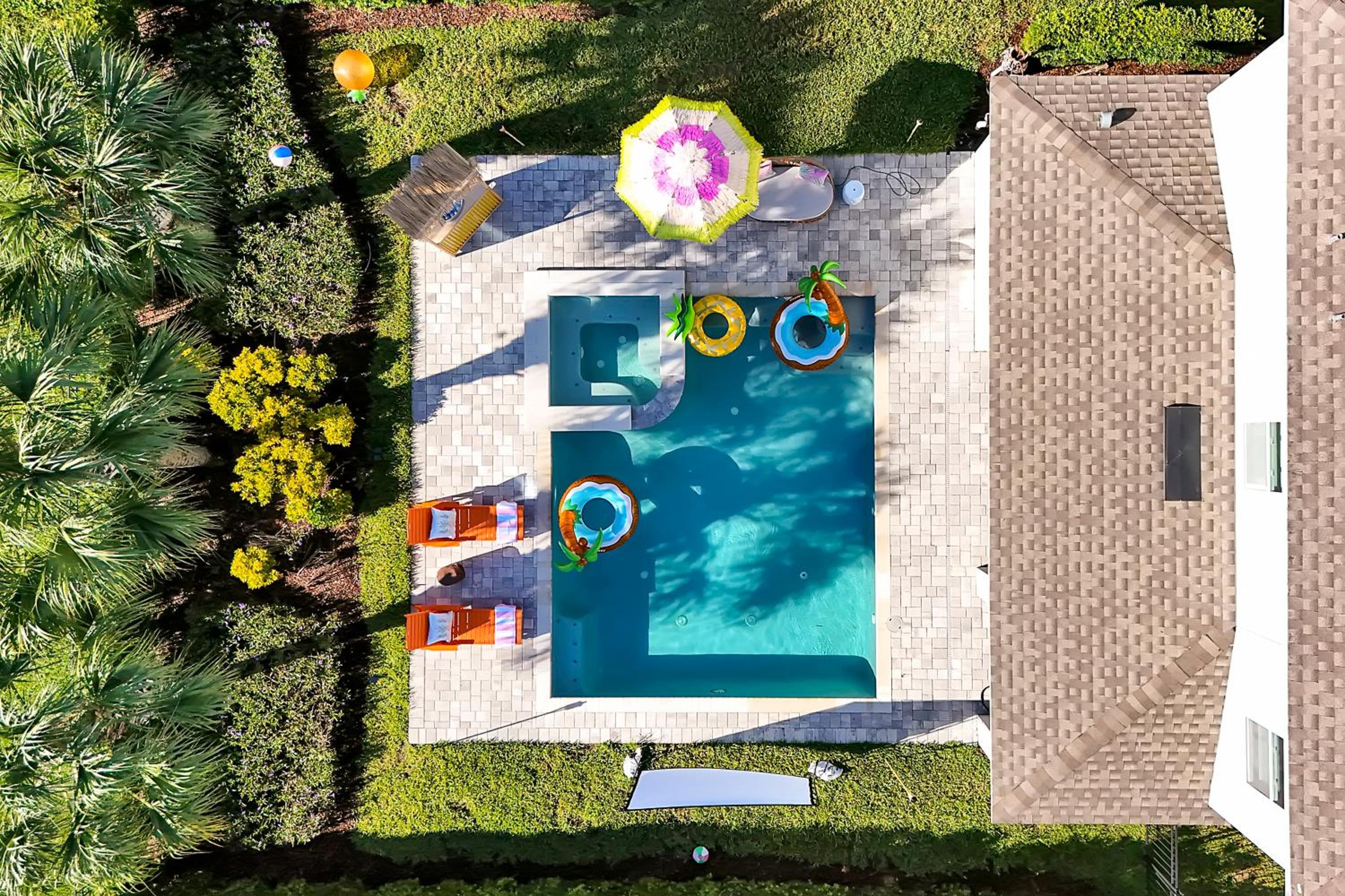 5BD Moana-Themed - Movie by the Pool - Near Disney