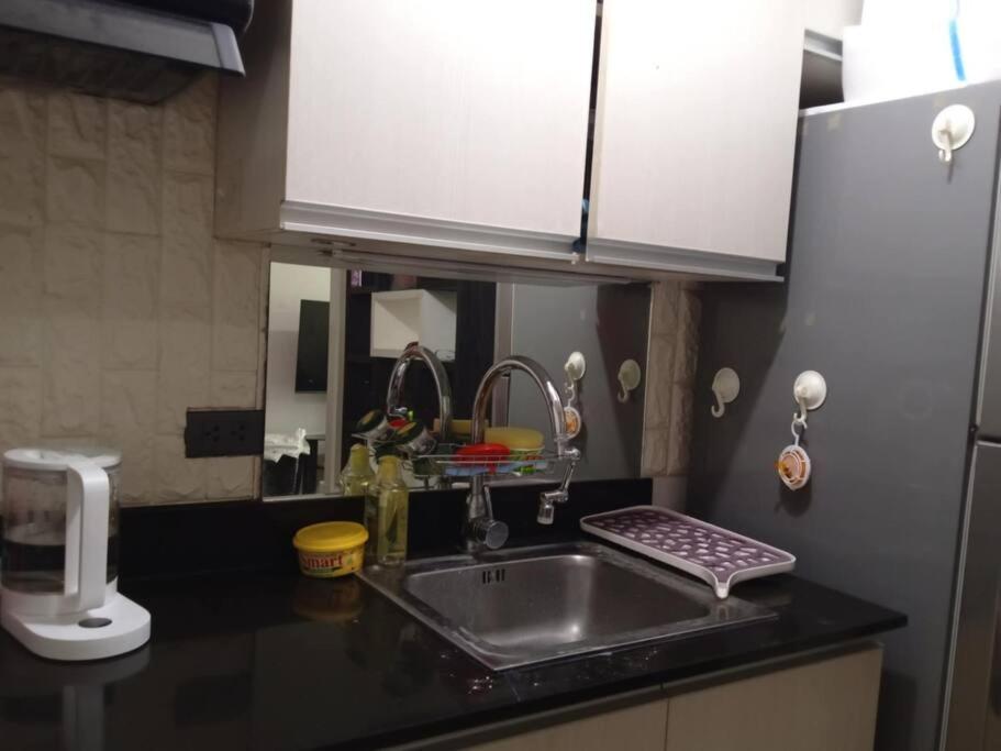 Abreeza Studio Suite T1-1917 - AC, Wifi, Kitchen, Pool, Washer view 3