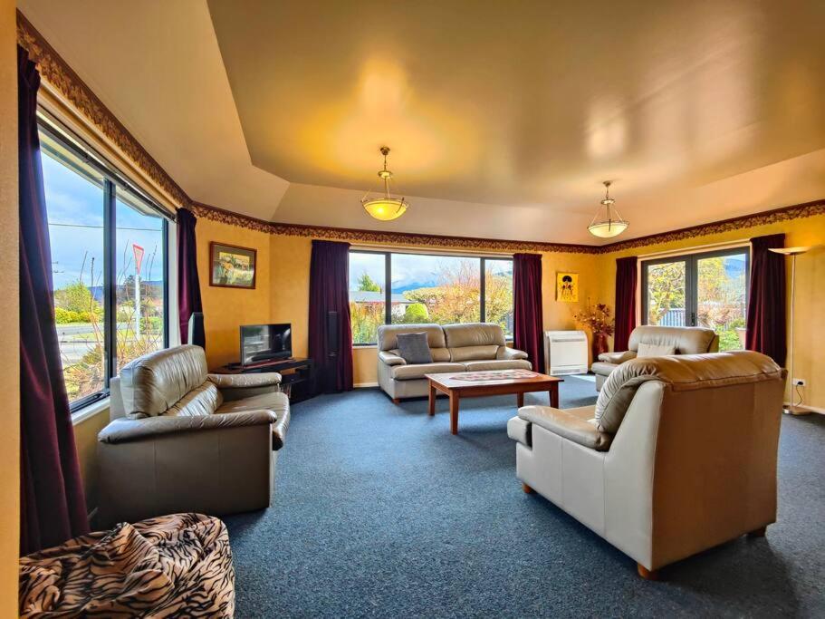 Matai Street Manor view 2
