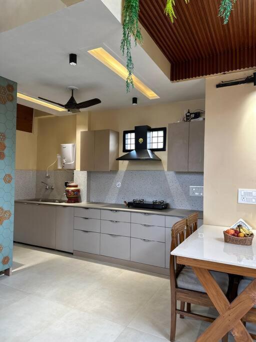 The Sparrows Nest Villa view 4