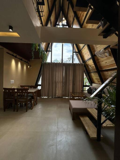 The Sparrows Nest Villa view 5