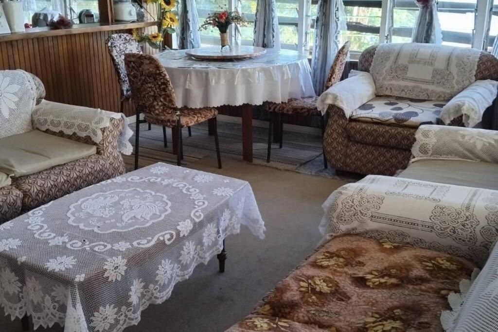 Cozy Two-bedroom House - Image 3