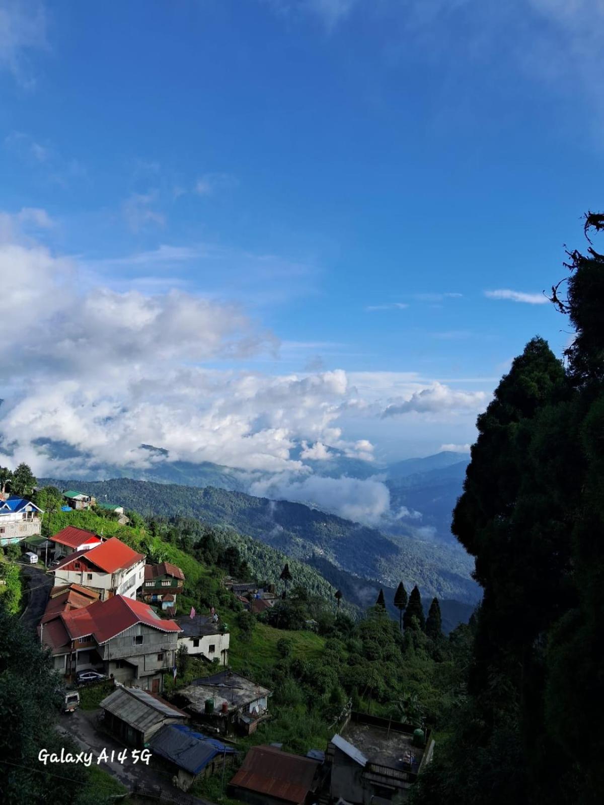 Samendo-Retreat Homestay view 4