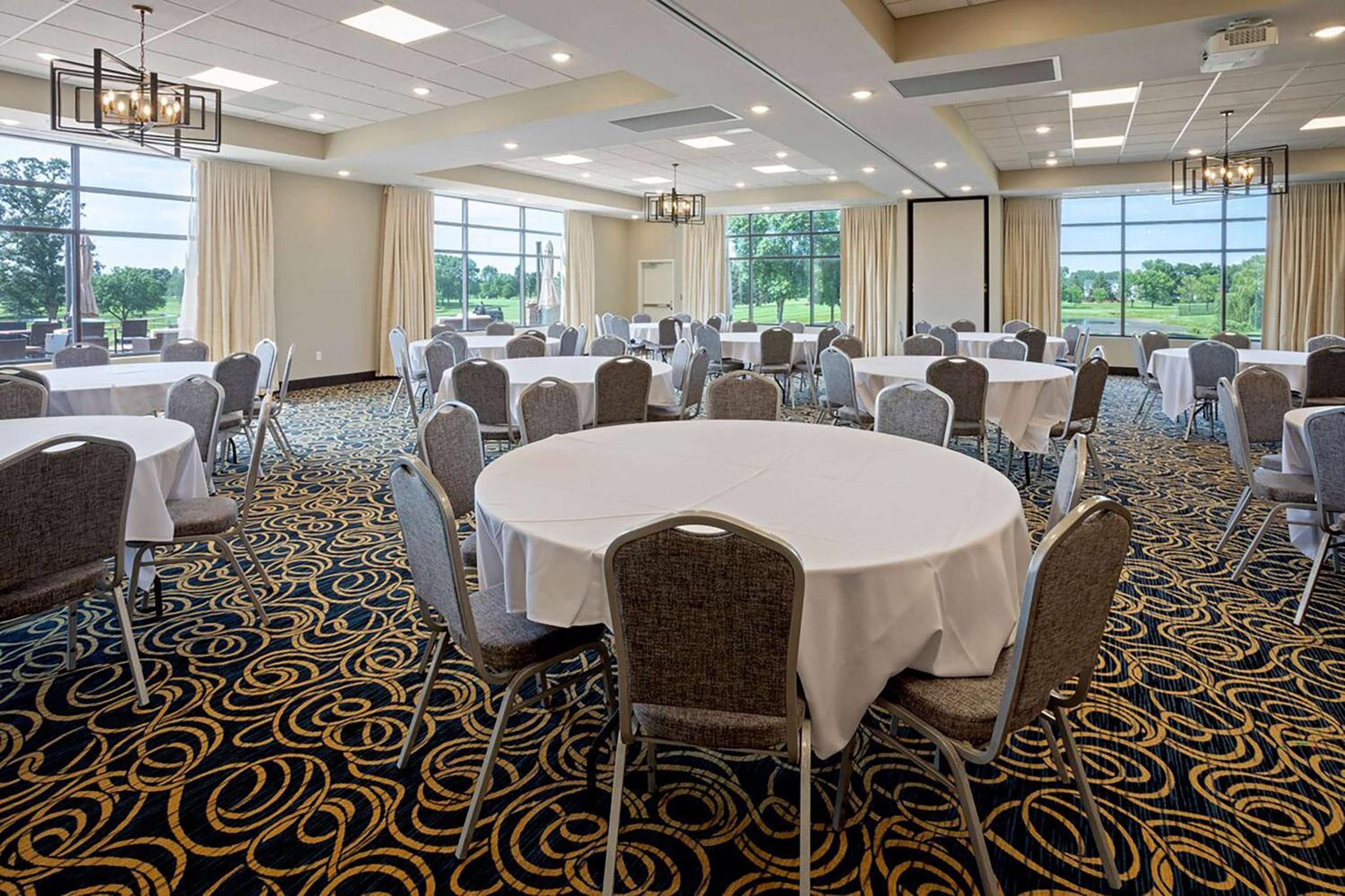 Little Crow Hotel & Conference, Trademark by Wyndham, Photo 14